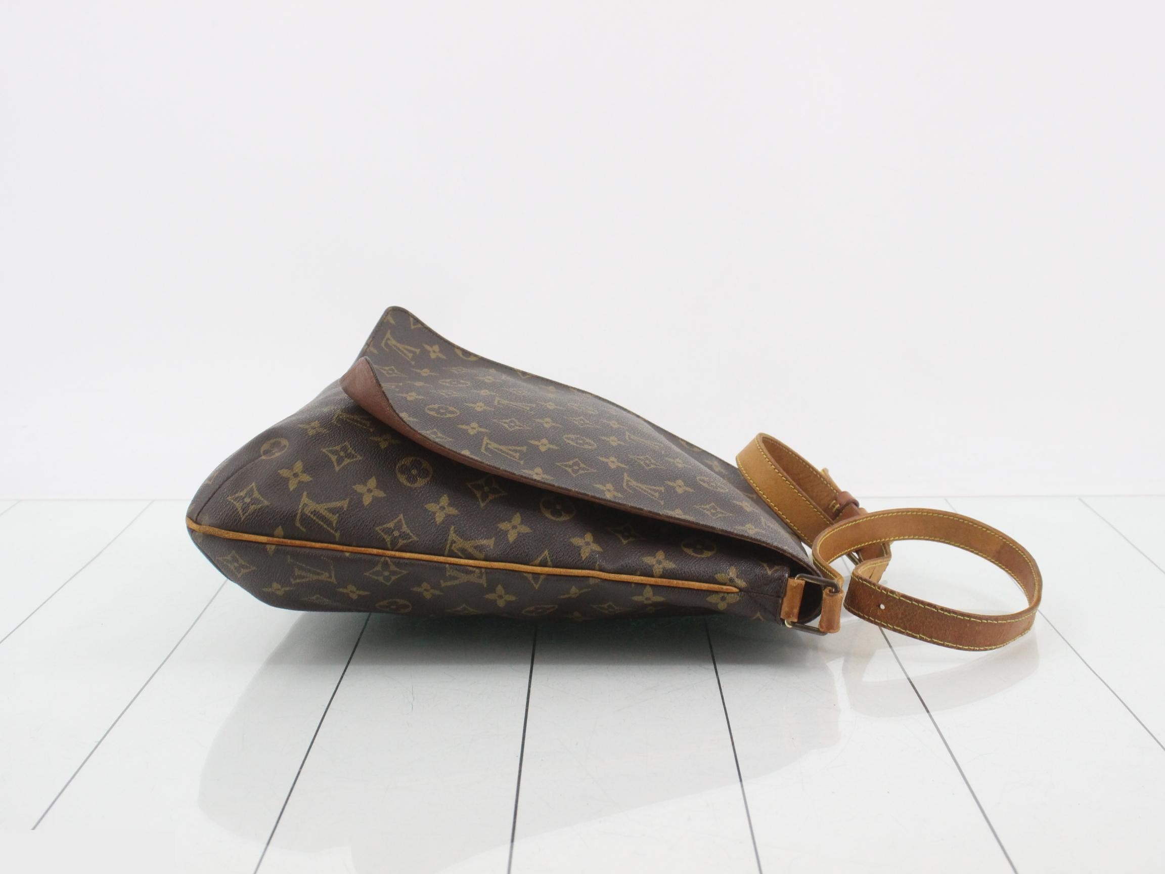 M51256 Musette — view 3