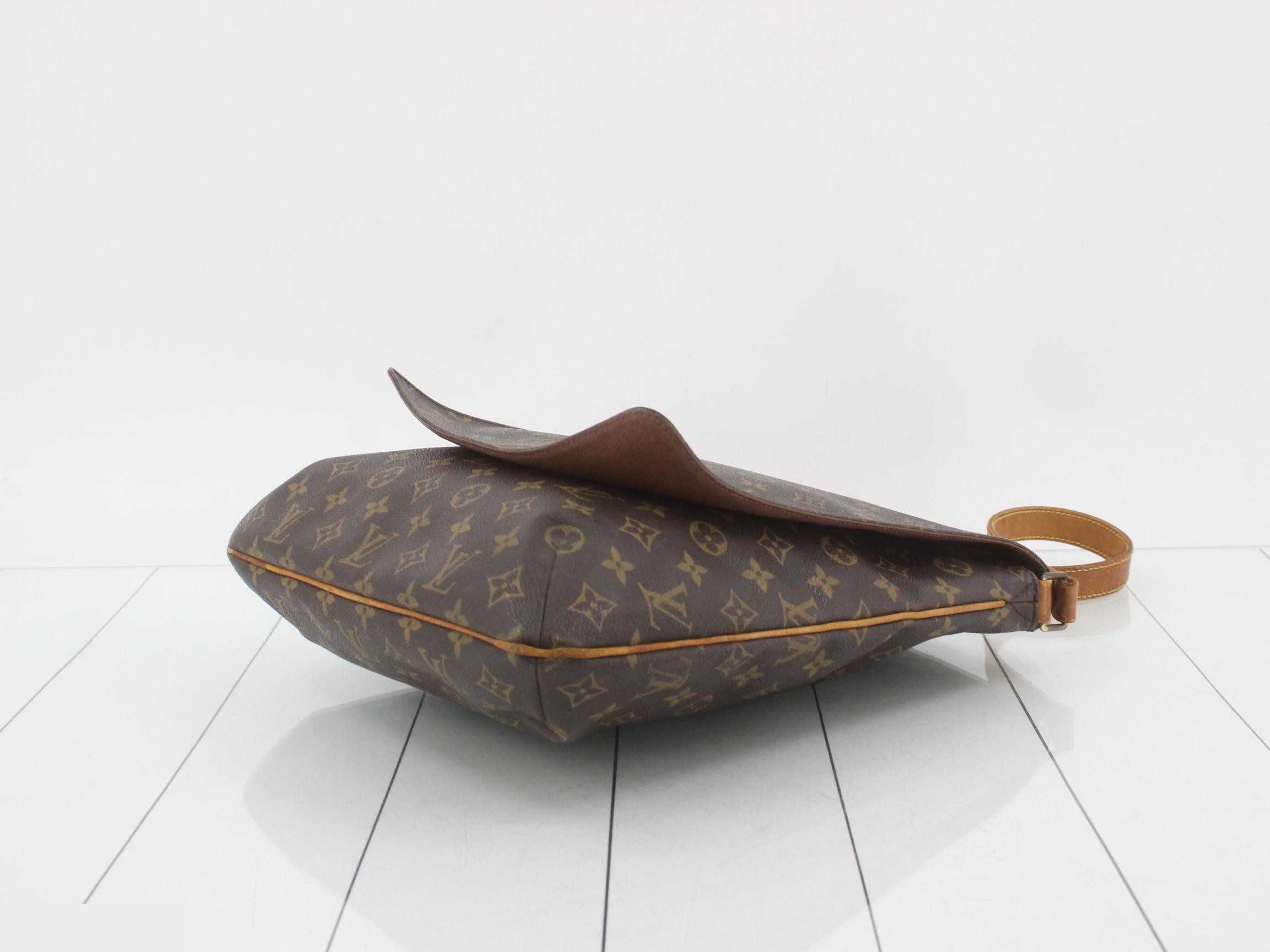 M51256 Musette — view 6