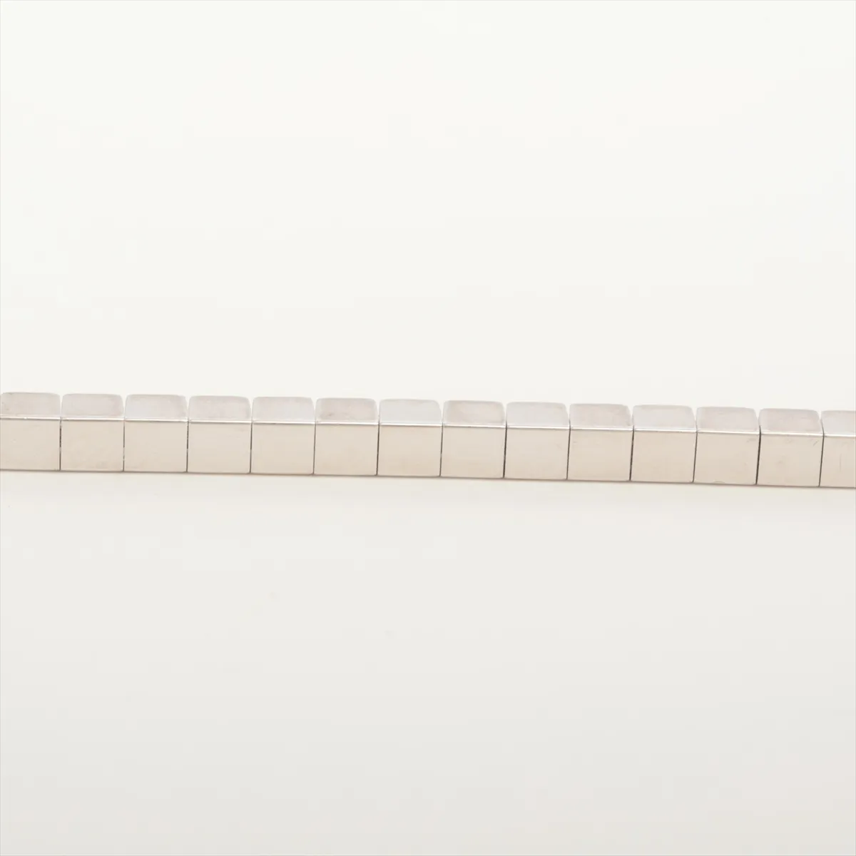 Raniere Bracelet 750(WG) 17.5g 16 N72801 B6015001 — view 2