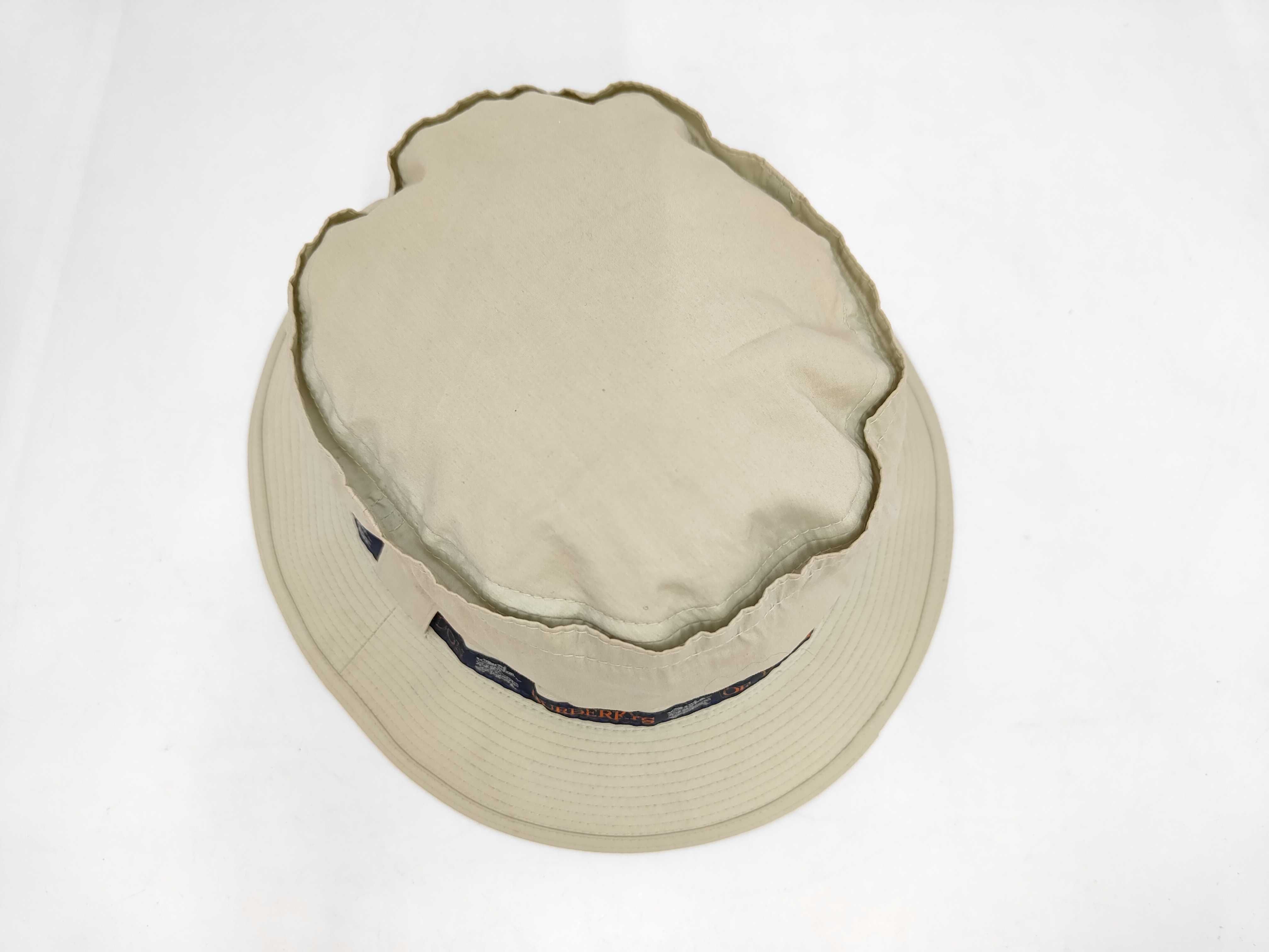Cap and other accessories — view 9
