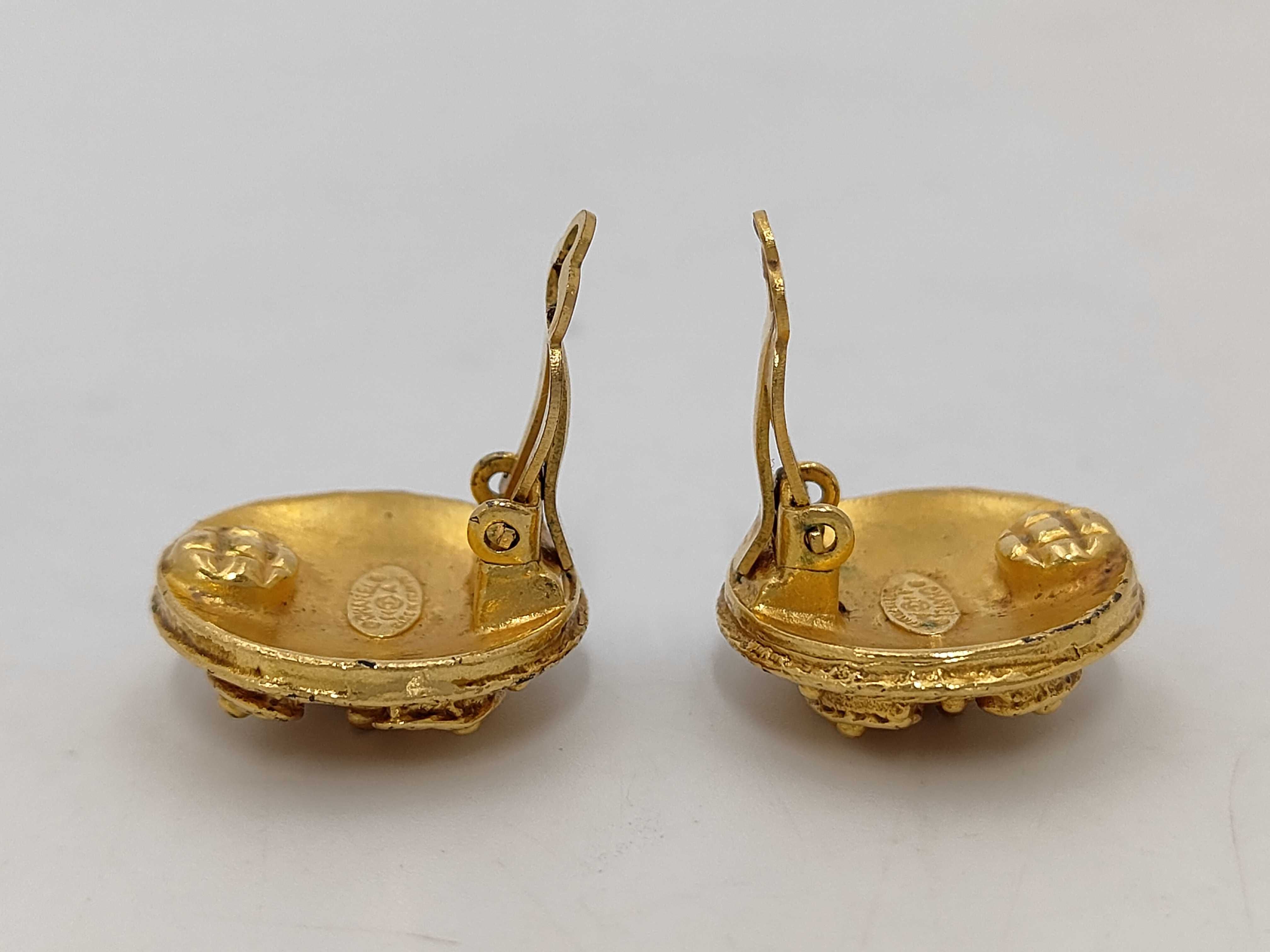 Stud Coco Mark Earrings — view 4