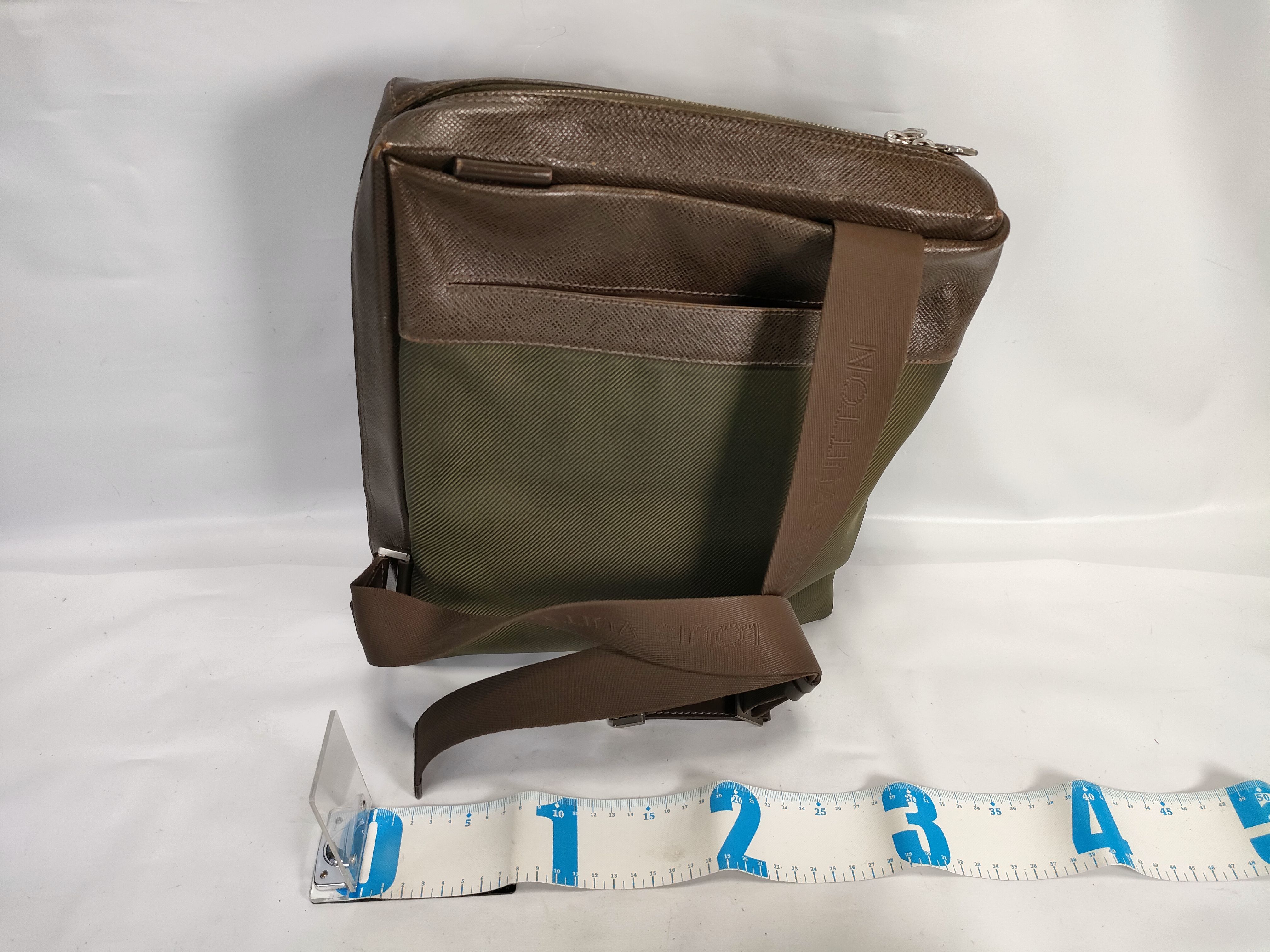 Taiga Beluga Shoulder Bag — view 2