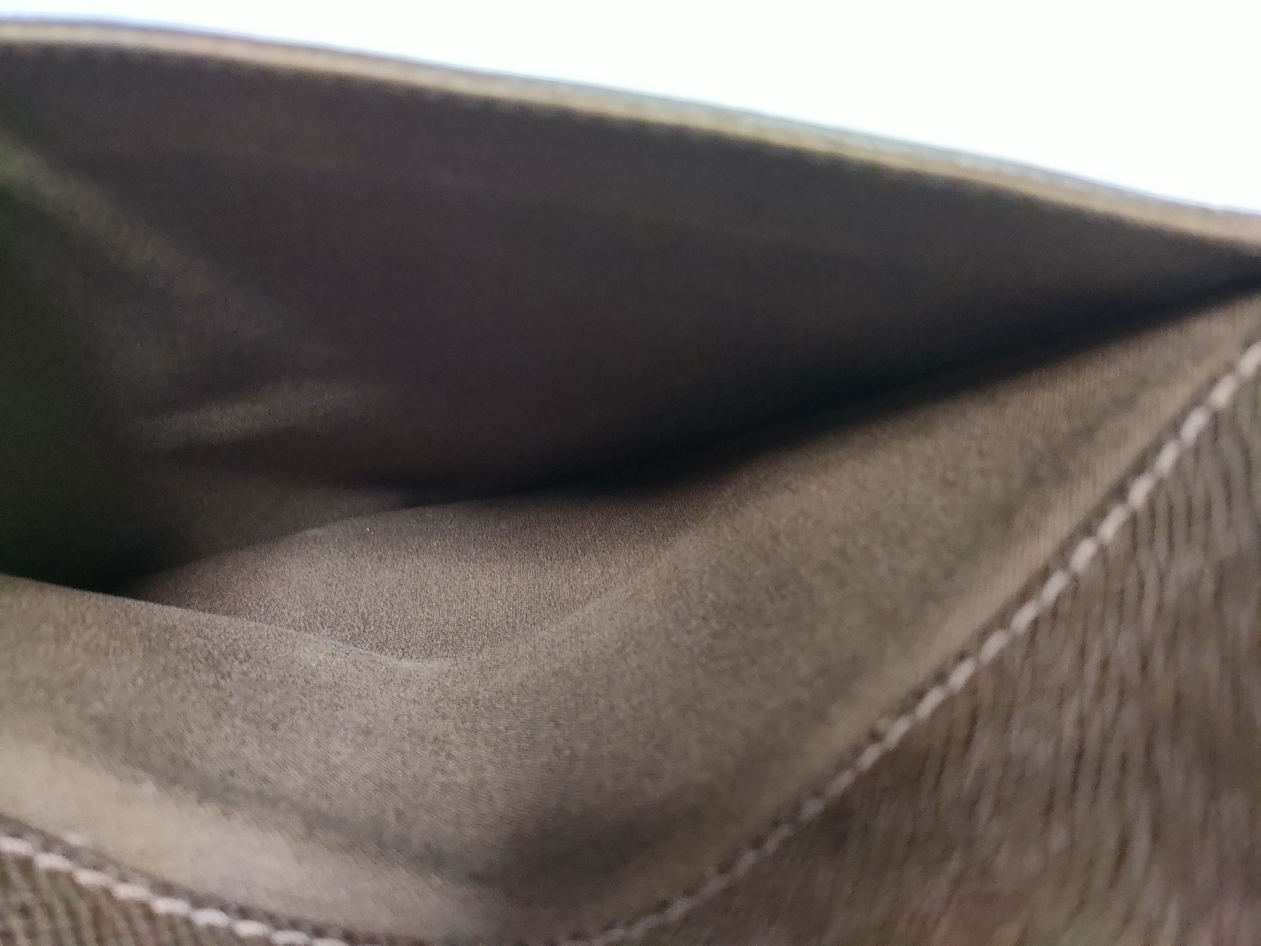 Taiga Beluga Shoulder Bag — view 13