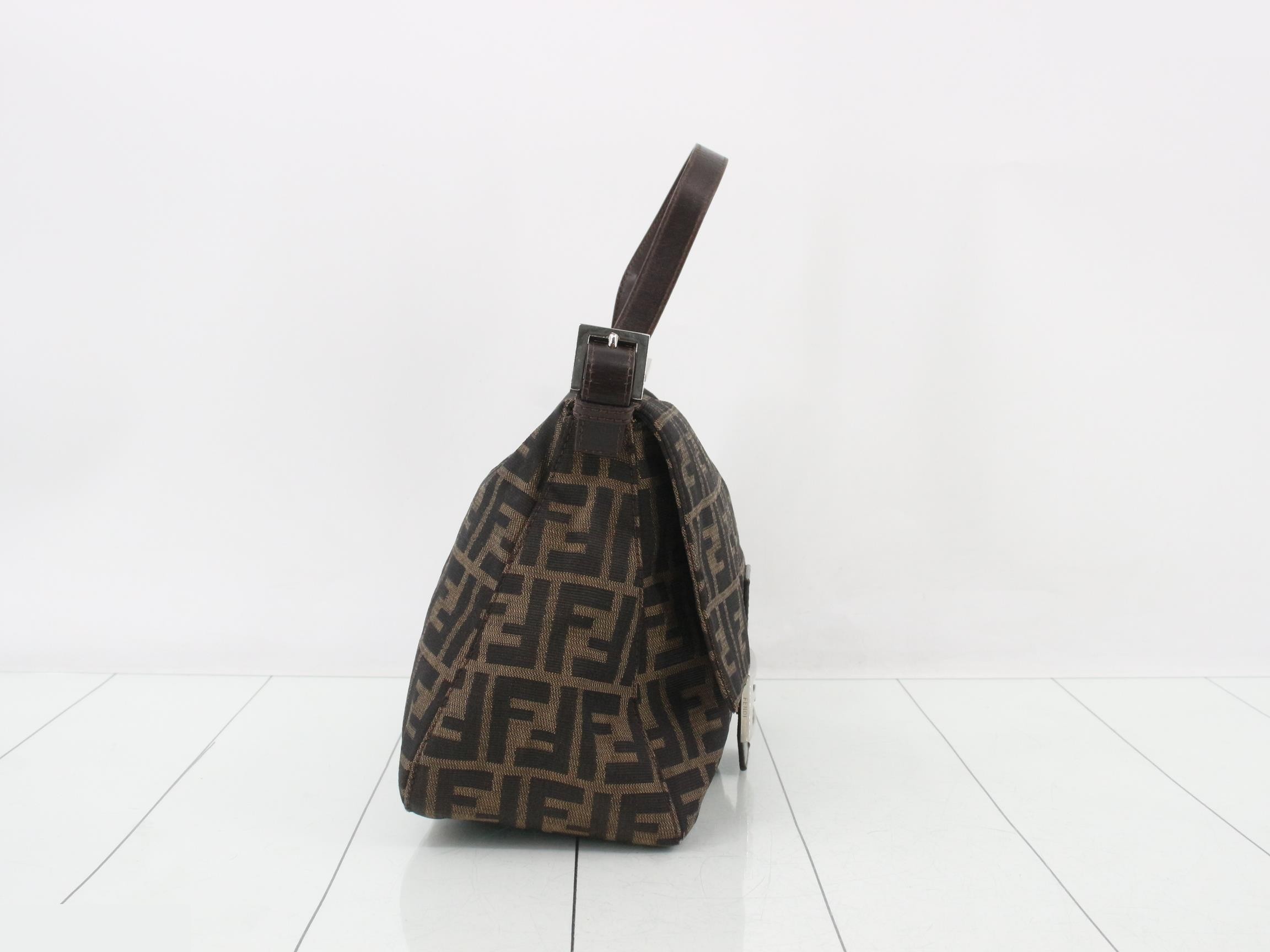Mamma Bucket Zucca One-Shoulder Bag — view 4