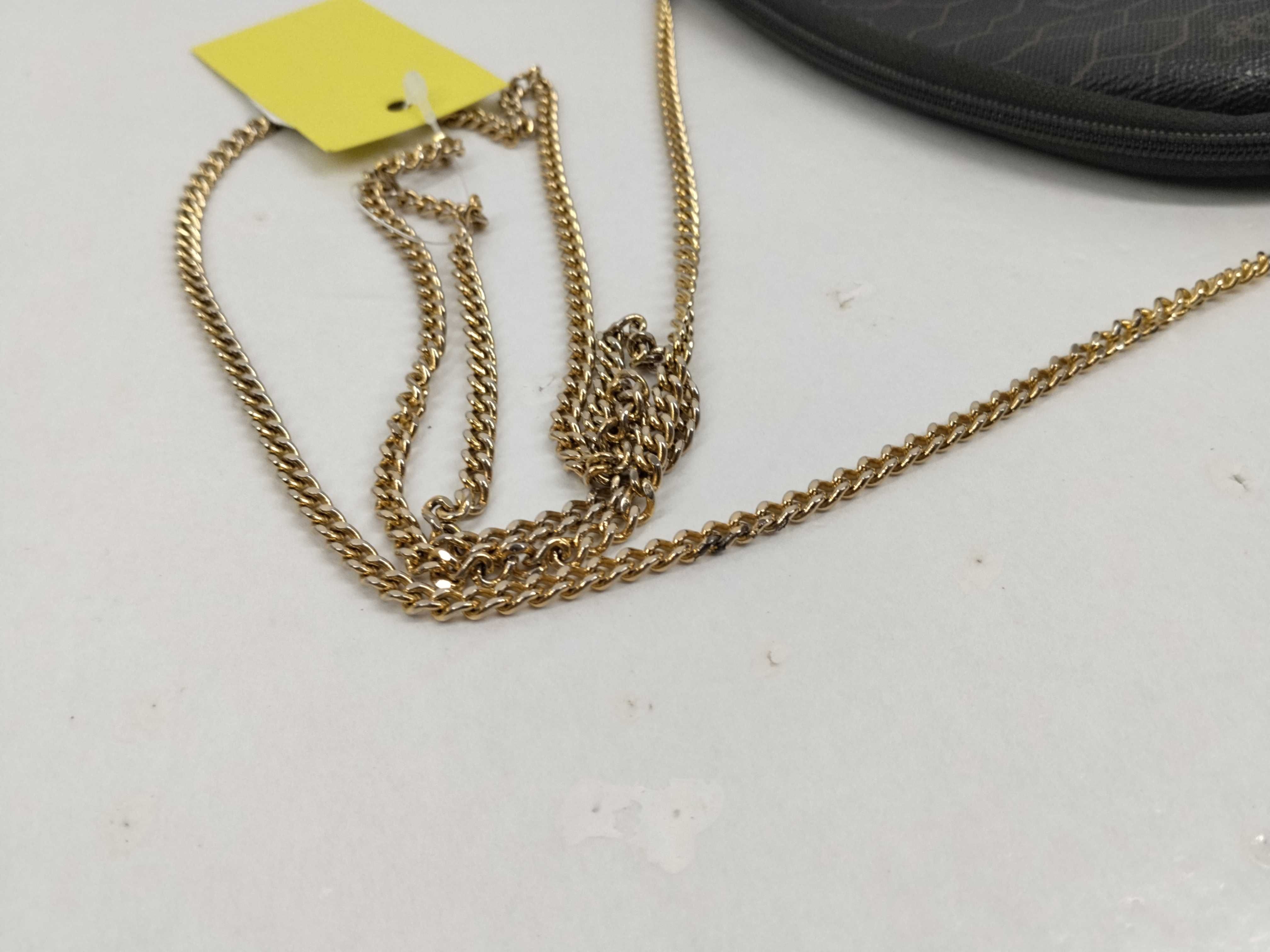 Honeycomb Chain Shoulder Bag — view 7