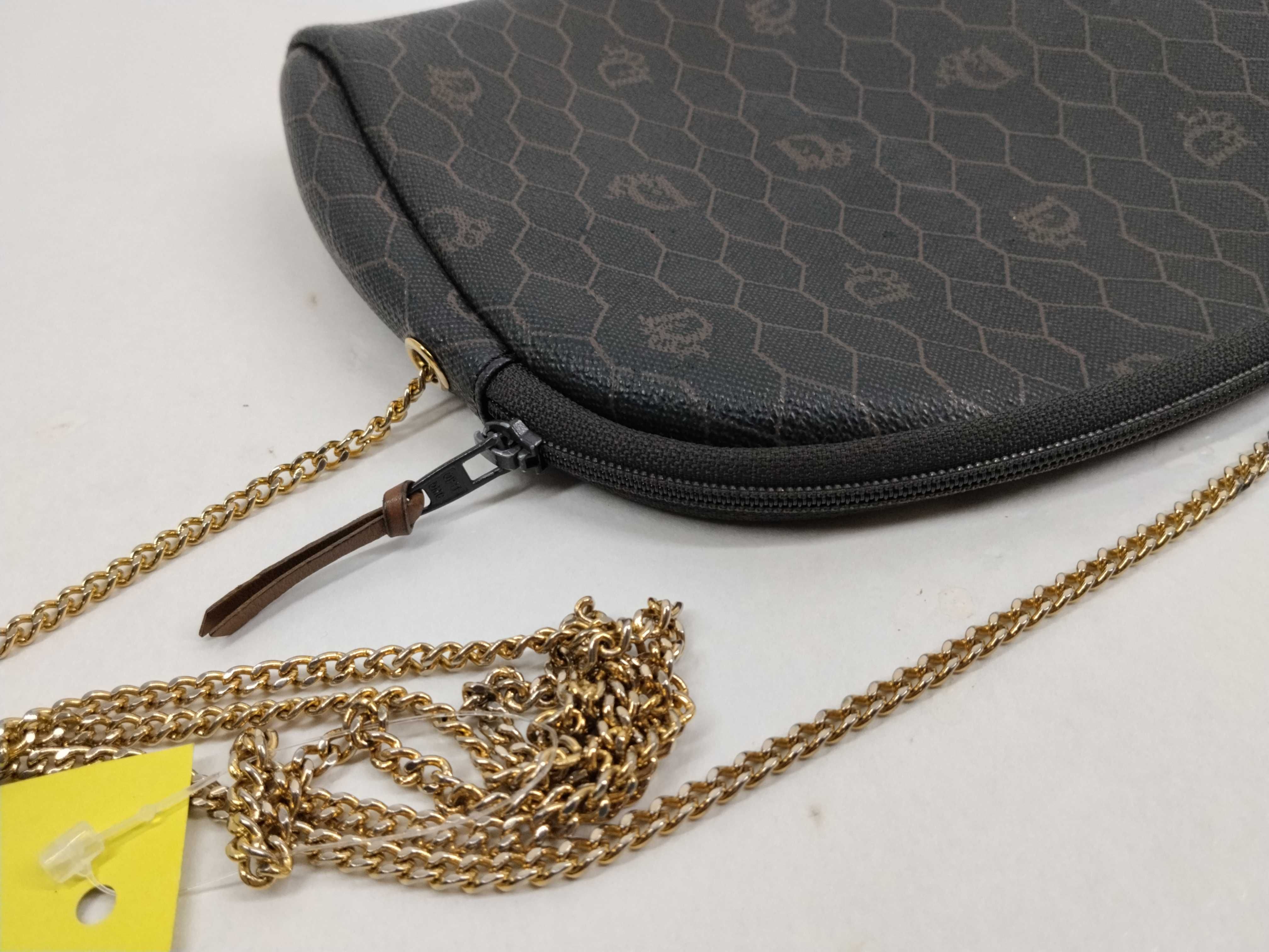 Honeycomb Chain Shoulder Bag — view 9