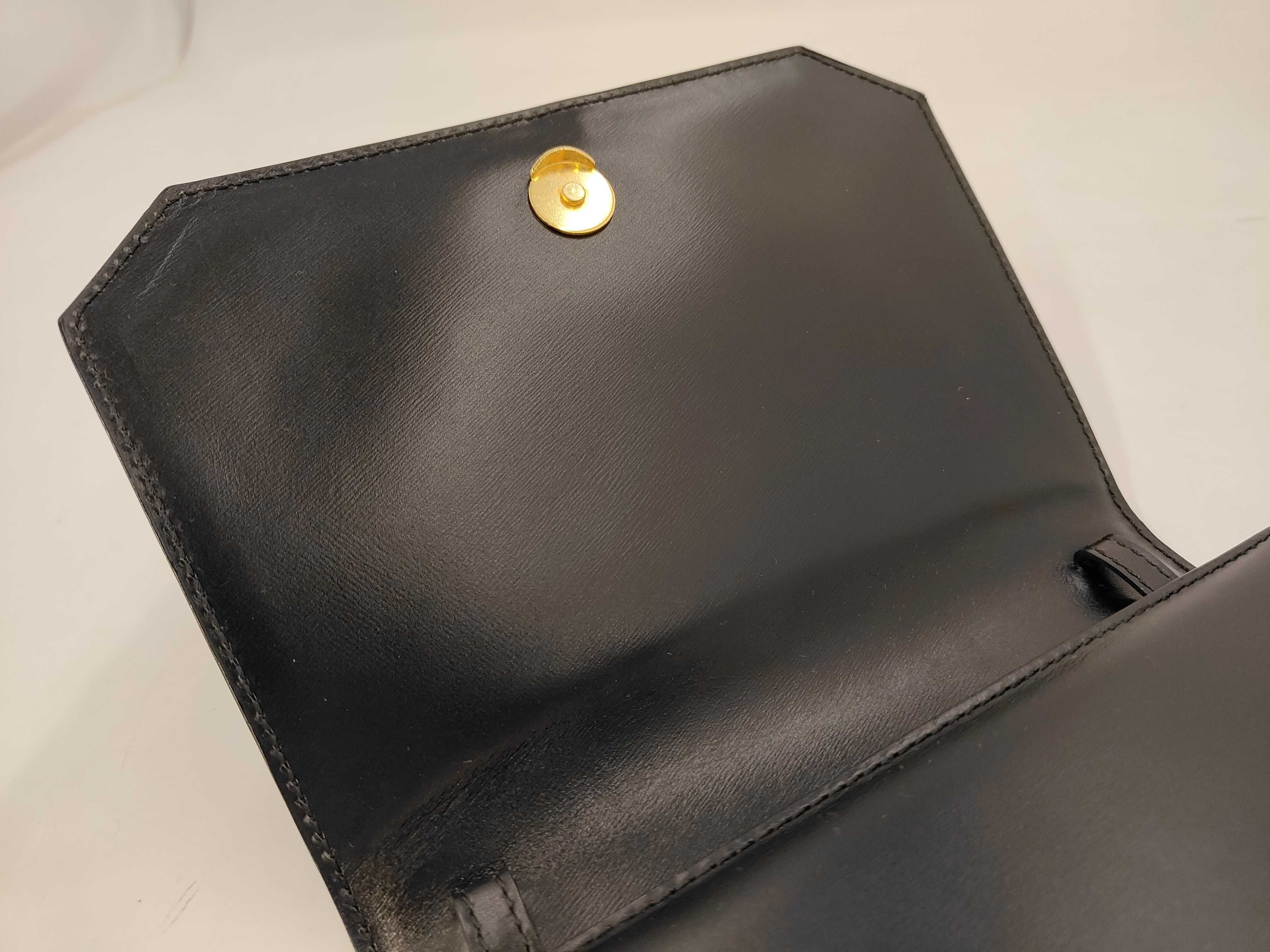Triomphe Shoulder Bag Leather Shoulder Bag — view 6
