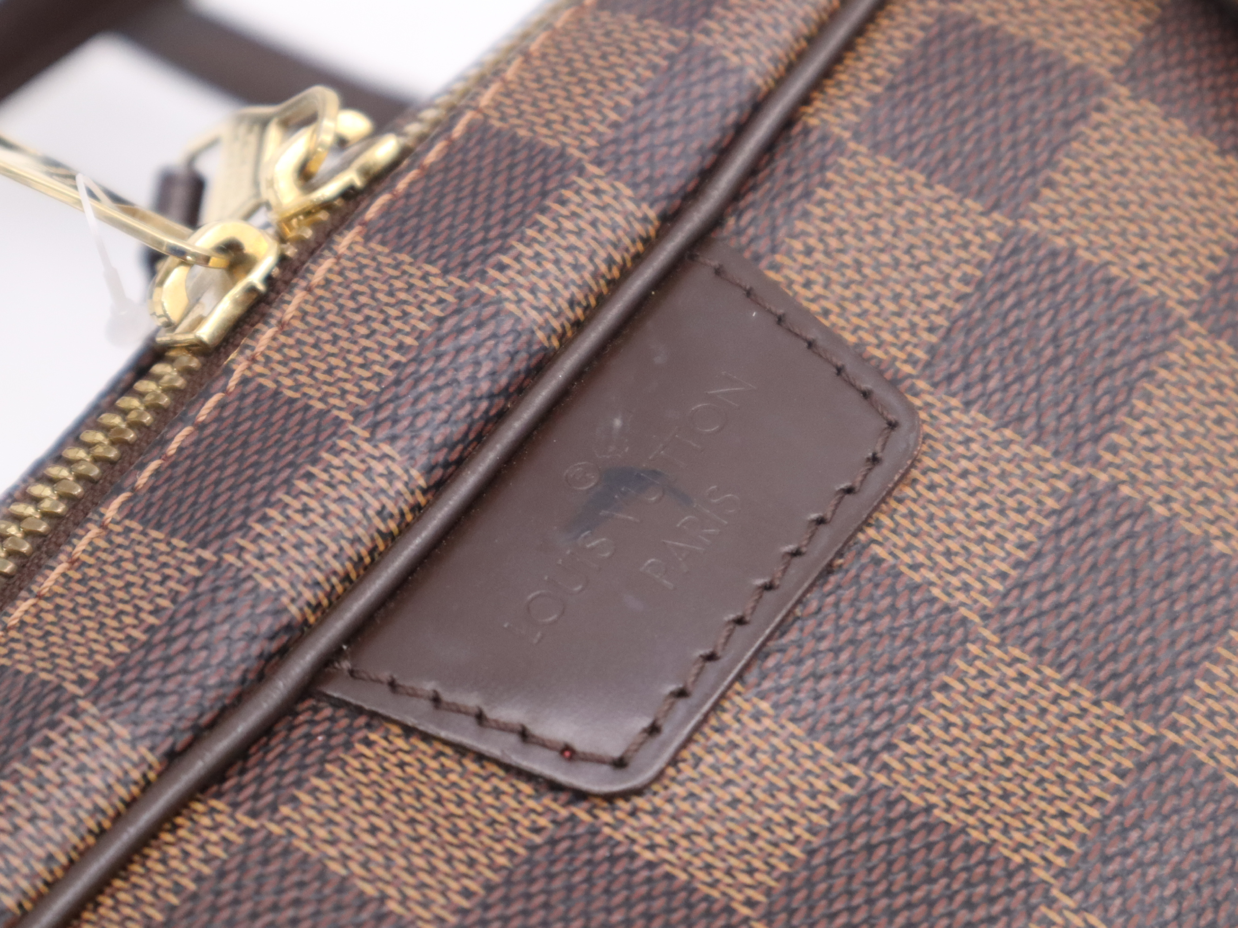 N41157 Damier Revington PM Shoulder Bag — view 10