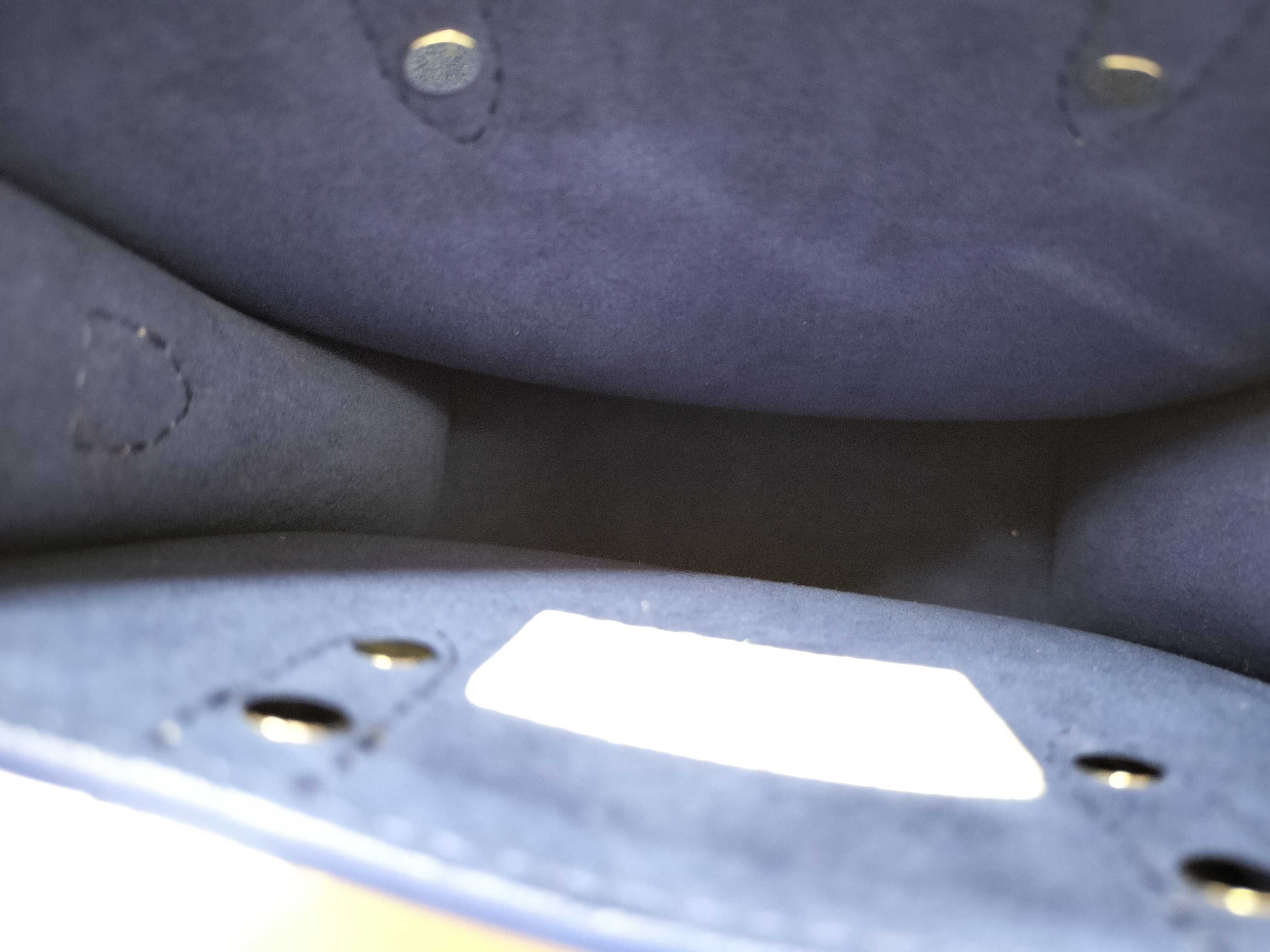 Everyday LV Sac Plat XS Shoulder Bag — view 7