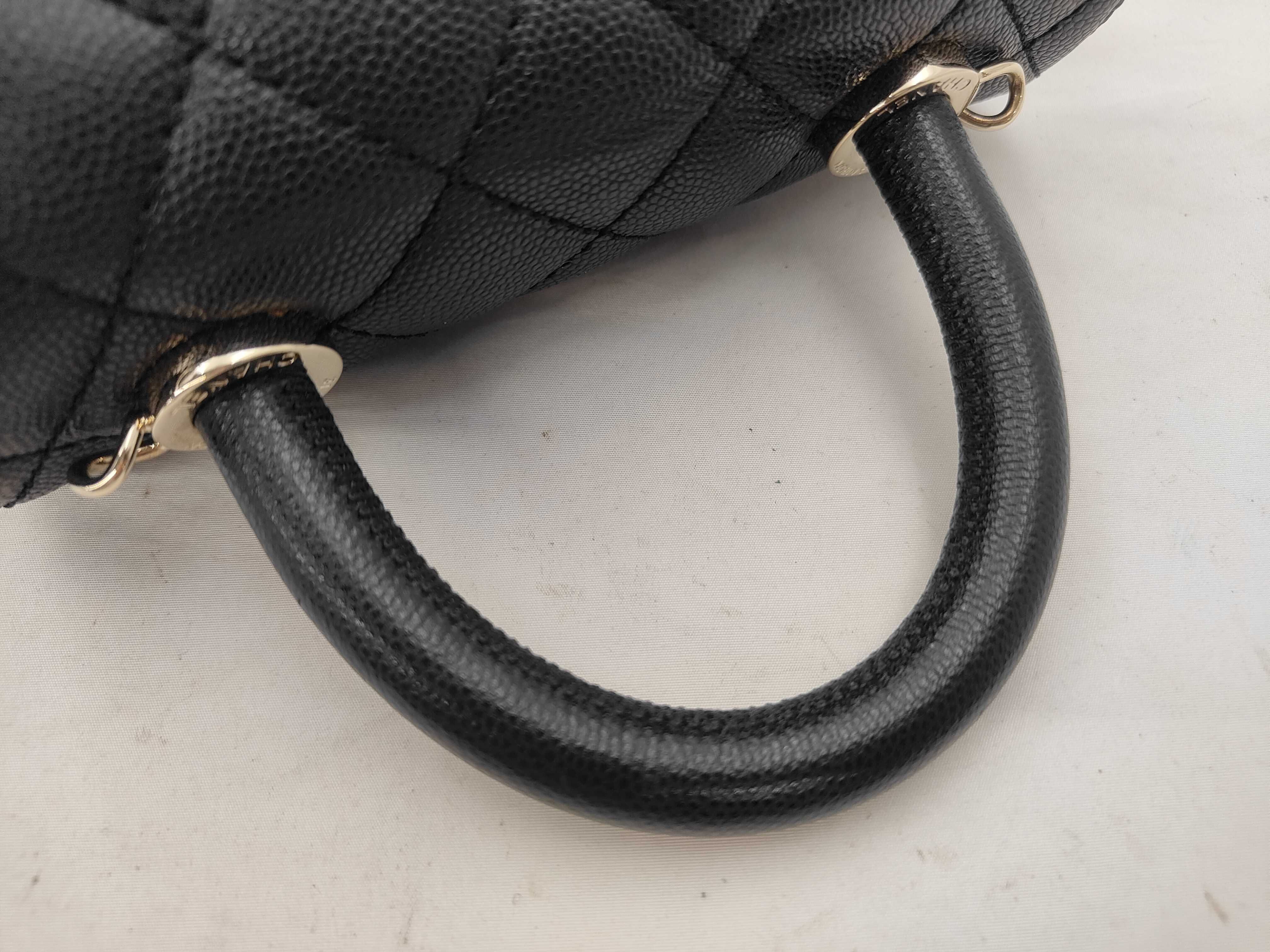 Matelassé Coco Handle XS 24 Caviar Skin Gold Hardware 2-way Handbag Shoulder Bag Serial Number Plate AS2215 Black Handbag — view 3