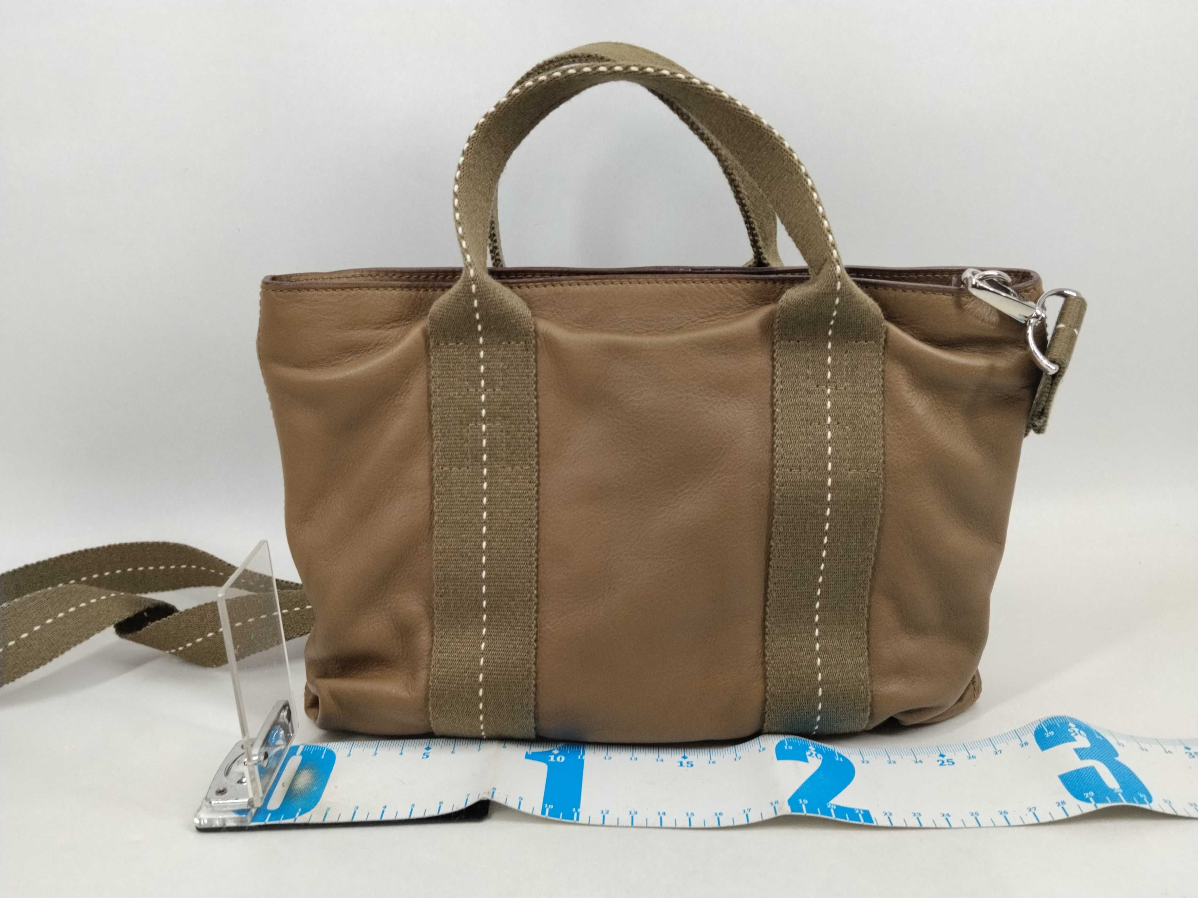 Caravan Horizontal Etoupe Handbag — view 2