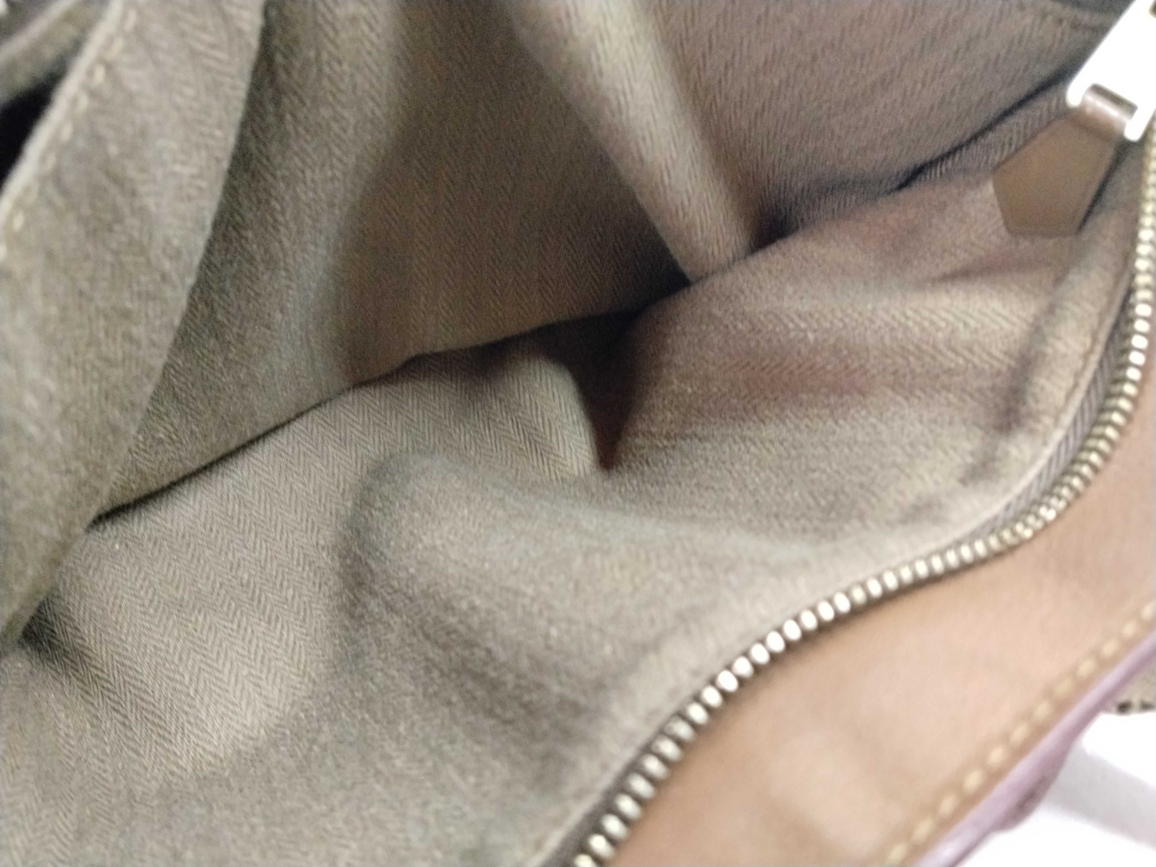 Caravan Horizontal Etoupe Handbag — view 12