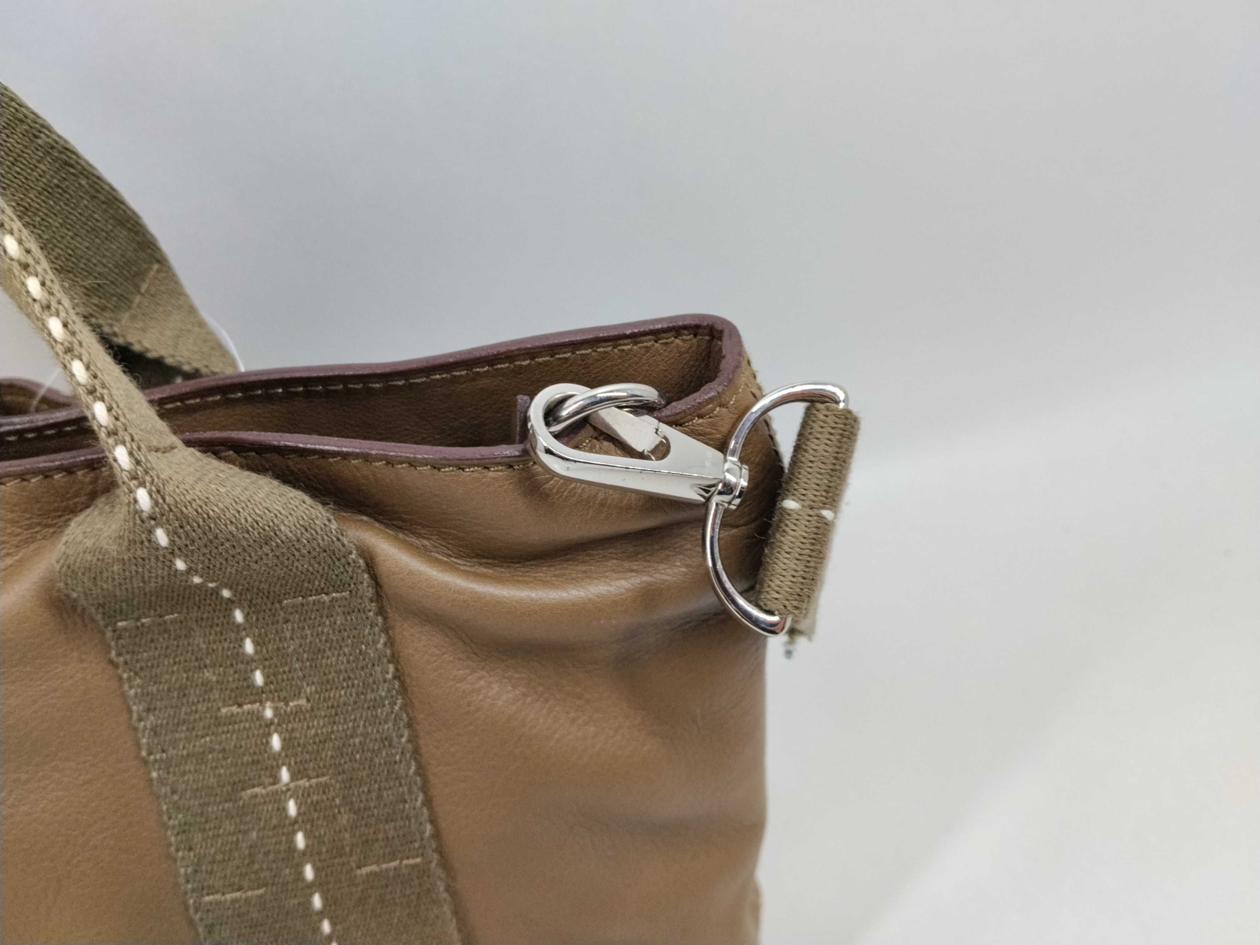 Caravan Horizontal Etoupe Handbag — view 4