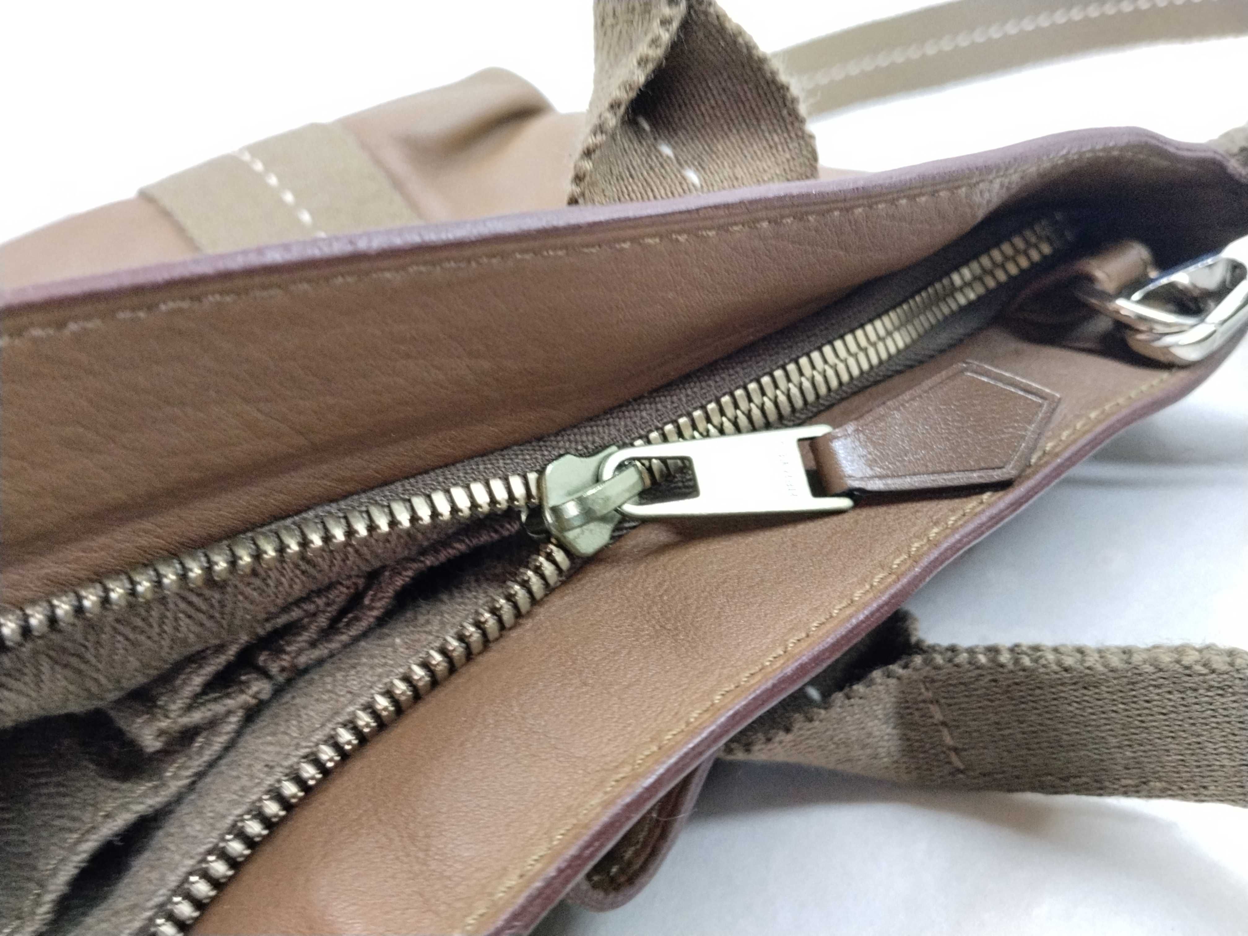 Caravan Horizontal Etoupe Handbag — view 9