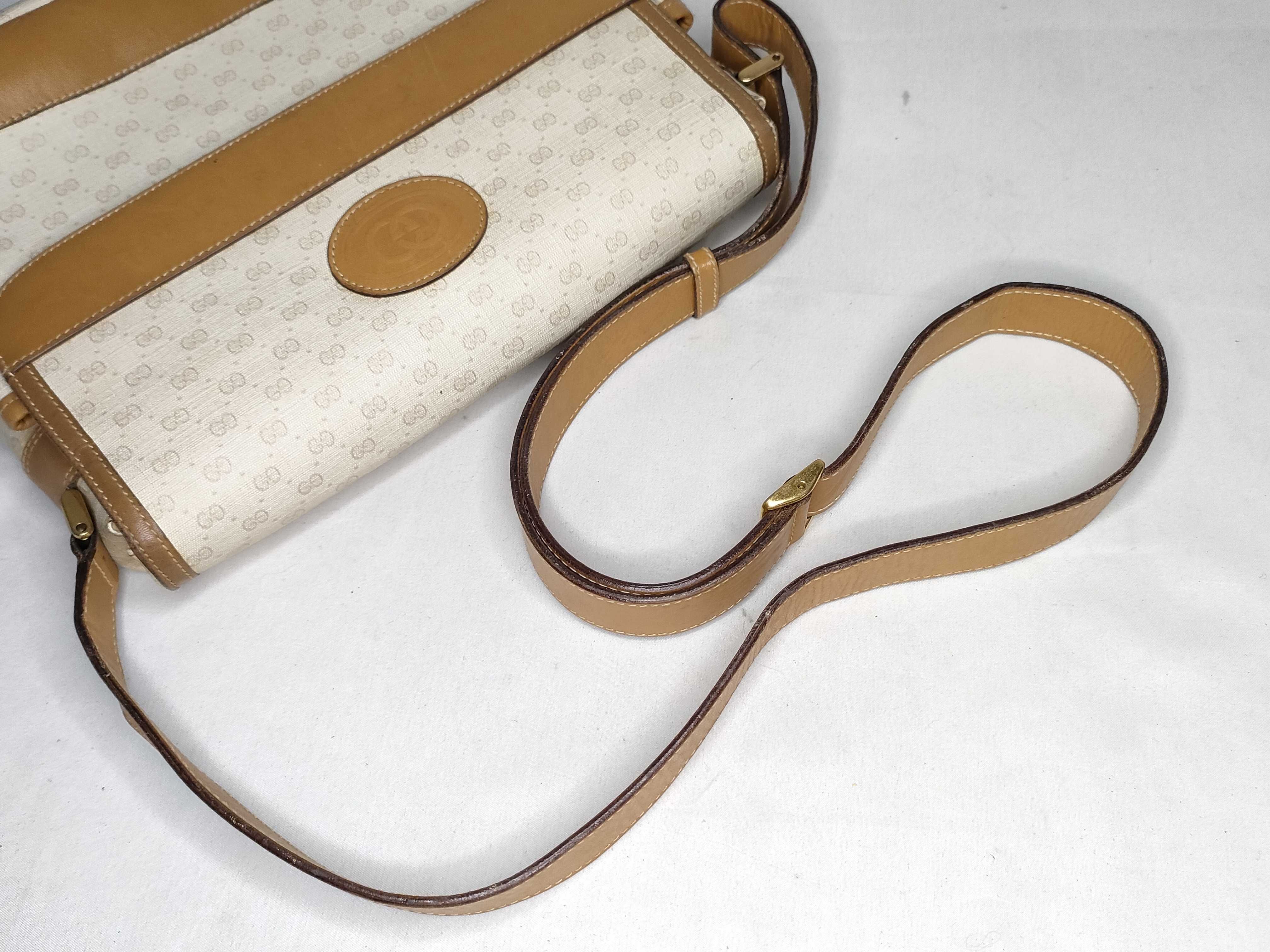 GG Gucci Shoulder Bag, All-over Print, Off-white Shoulder Bag — view 3