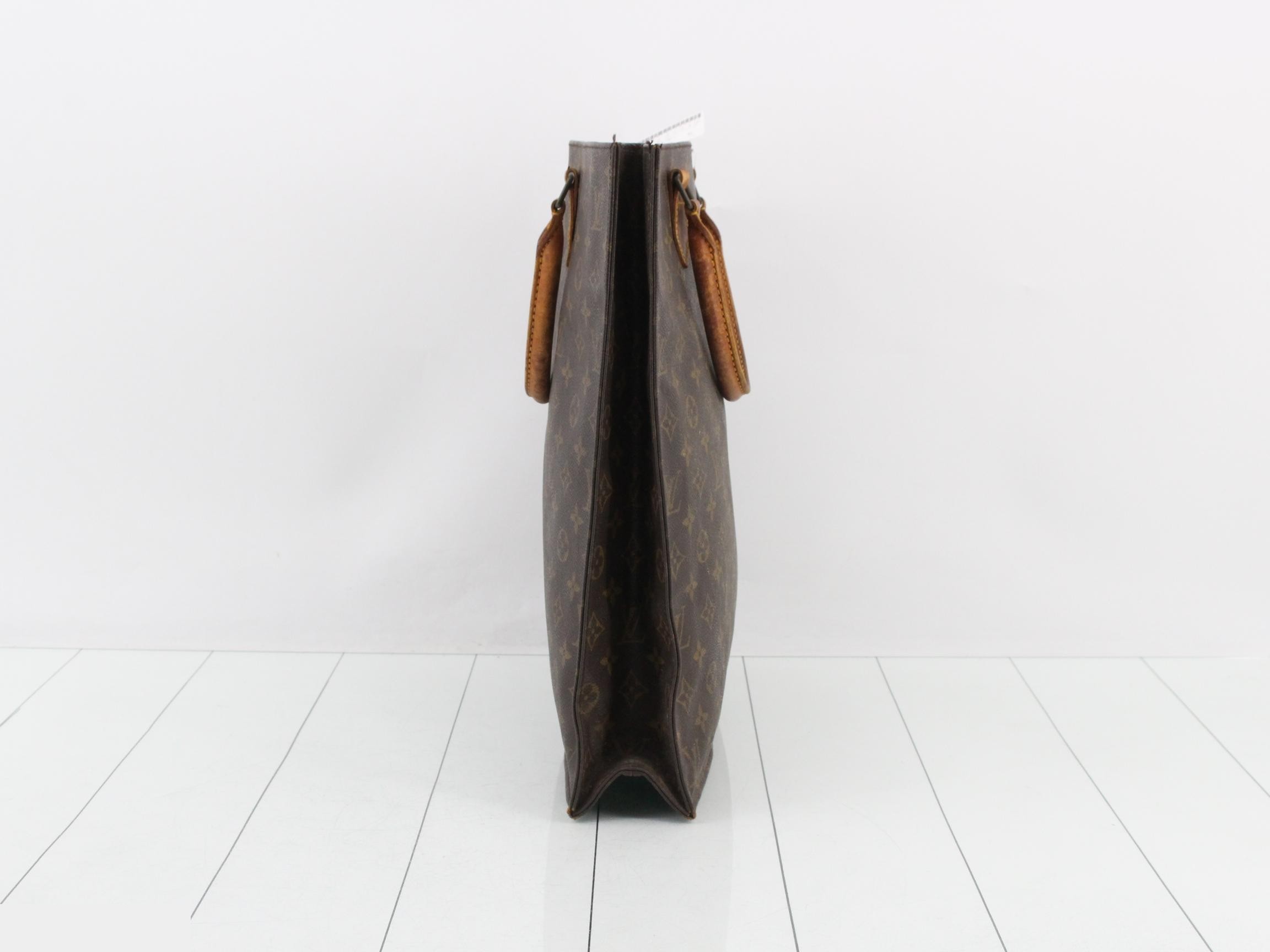 Sac Pla — view 3