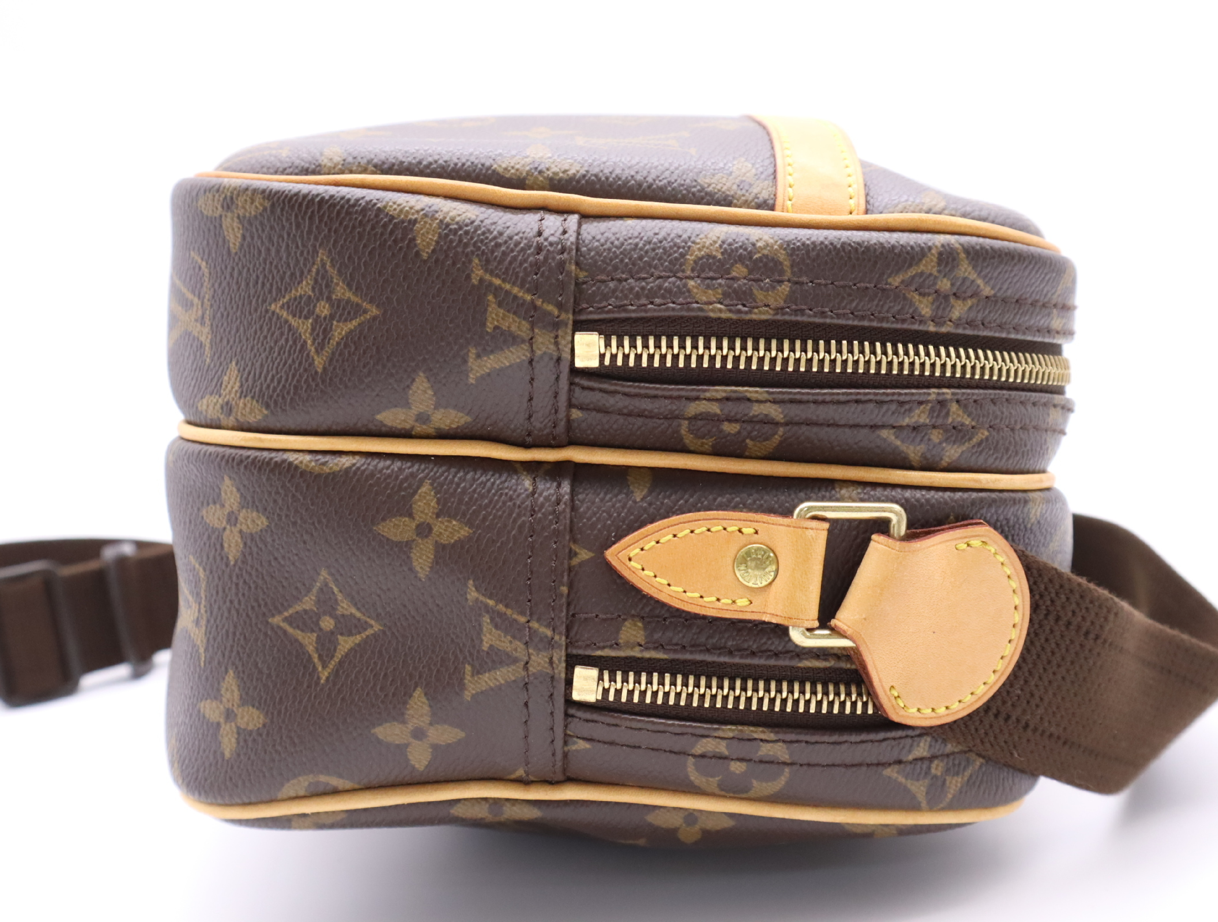 M45254 Monogram Reporter PM Shoulder Bag — view 5