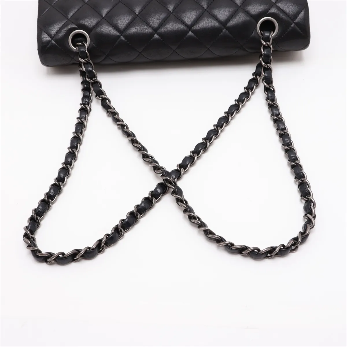 [Individually packaged] Chanel Matelassé 25 Lambskin Double Flap Double Chain Bag, Black with Gunmetal Hardware, 19688942, Serial Number 19, A01112 — view 5