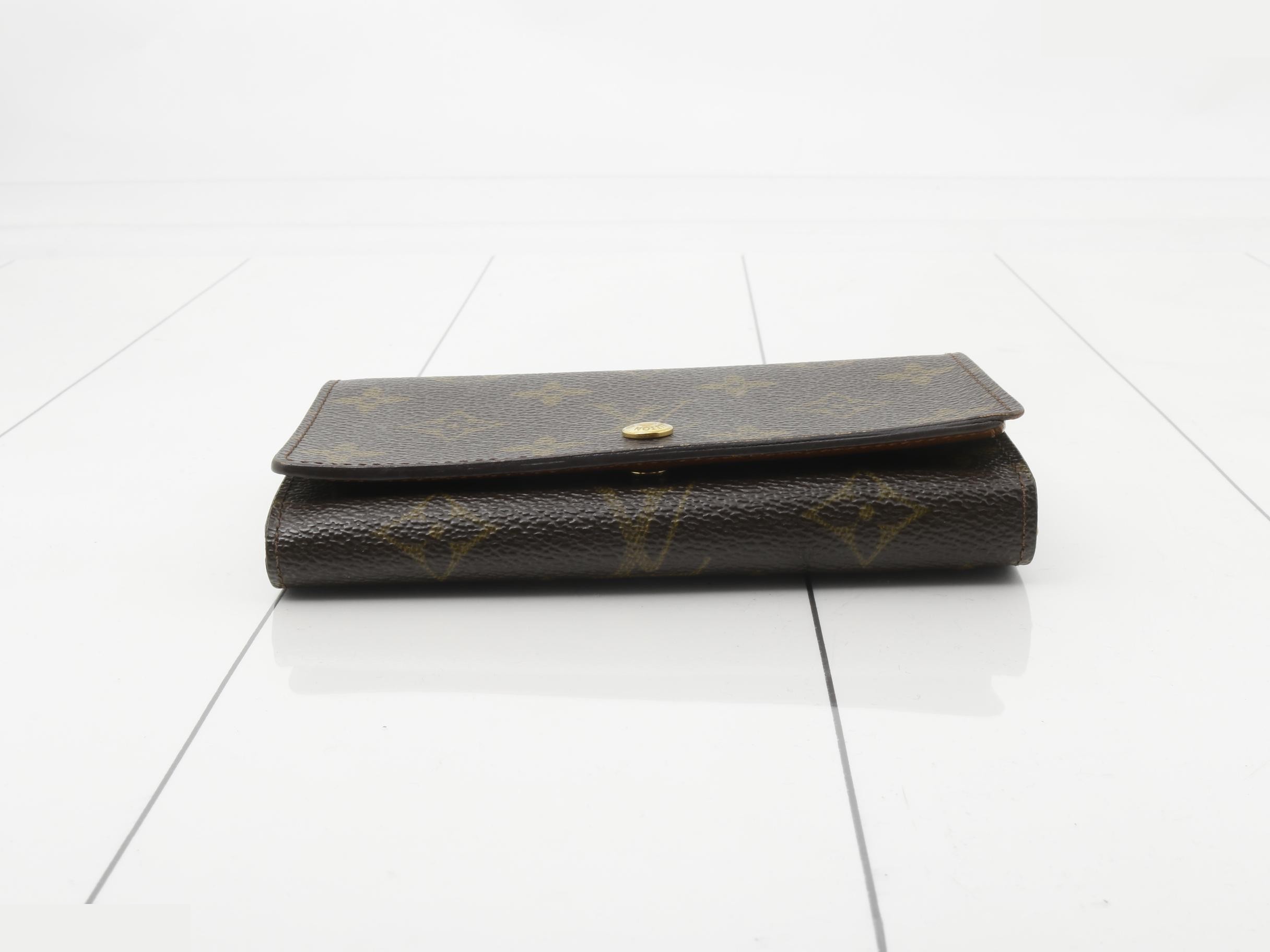 Monogram Wallet — view 3