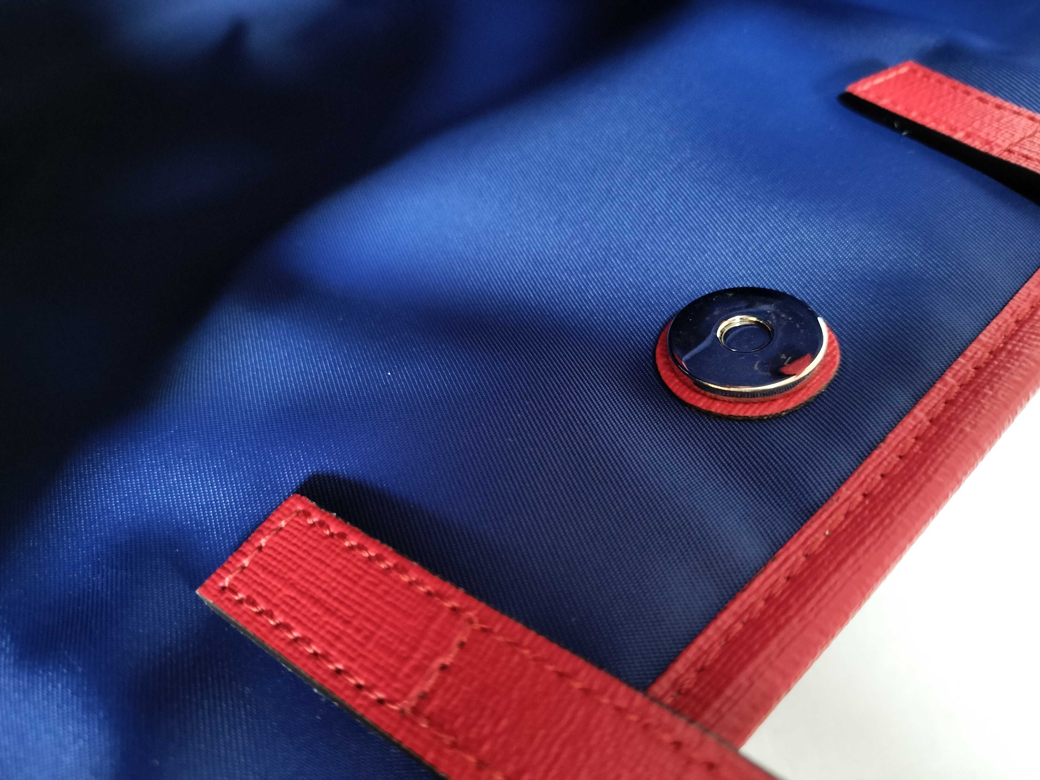 Jetson collaboration handbag, navy and red. — view 11