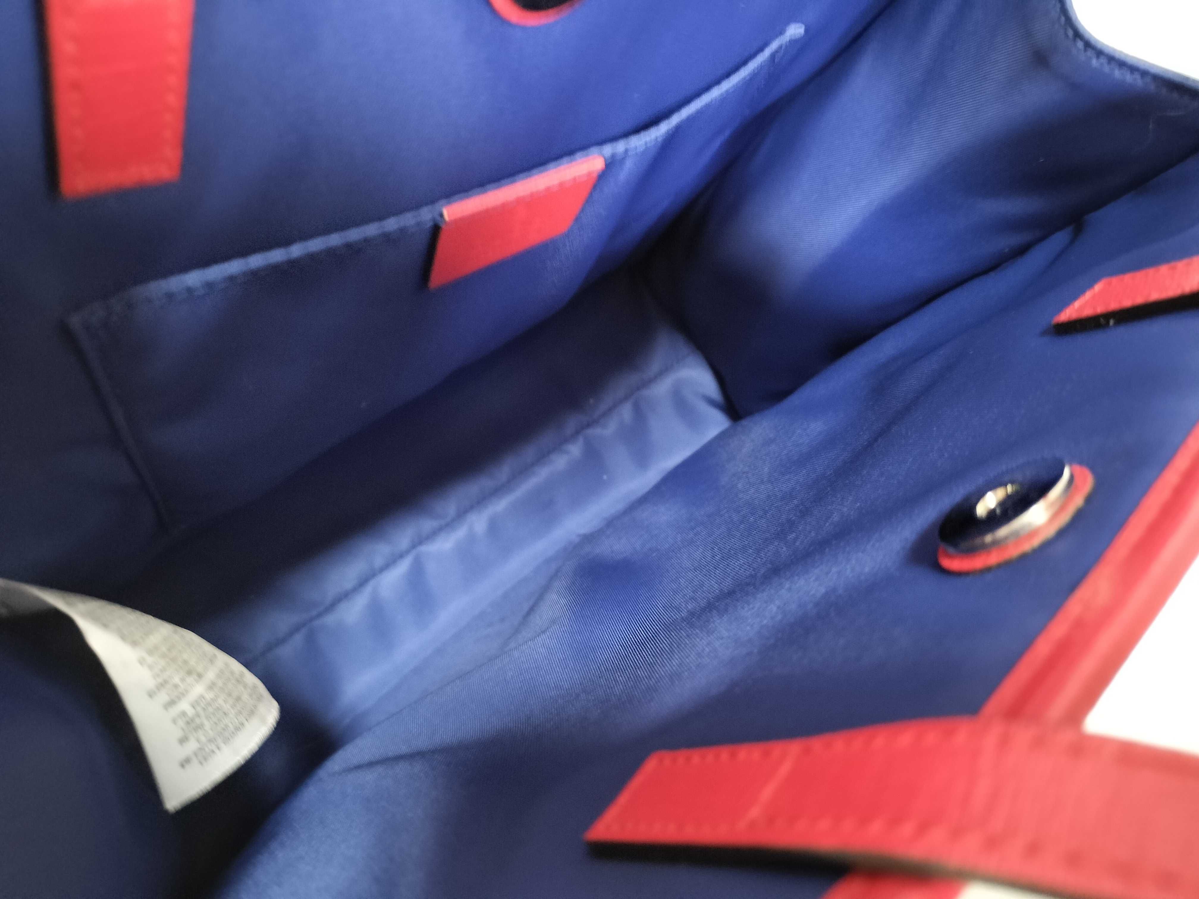 Jetson collaboration handbag, navy and red. — view 8