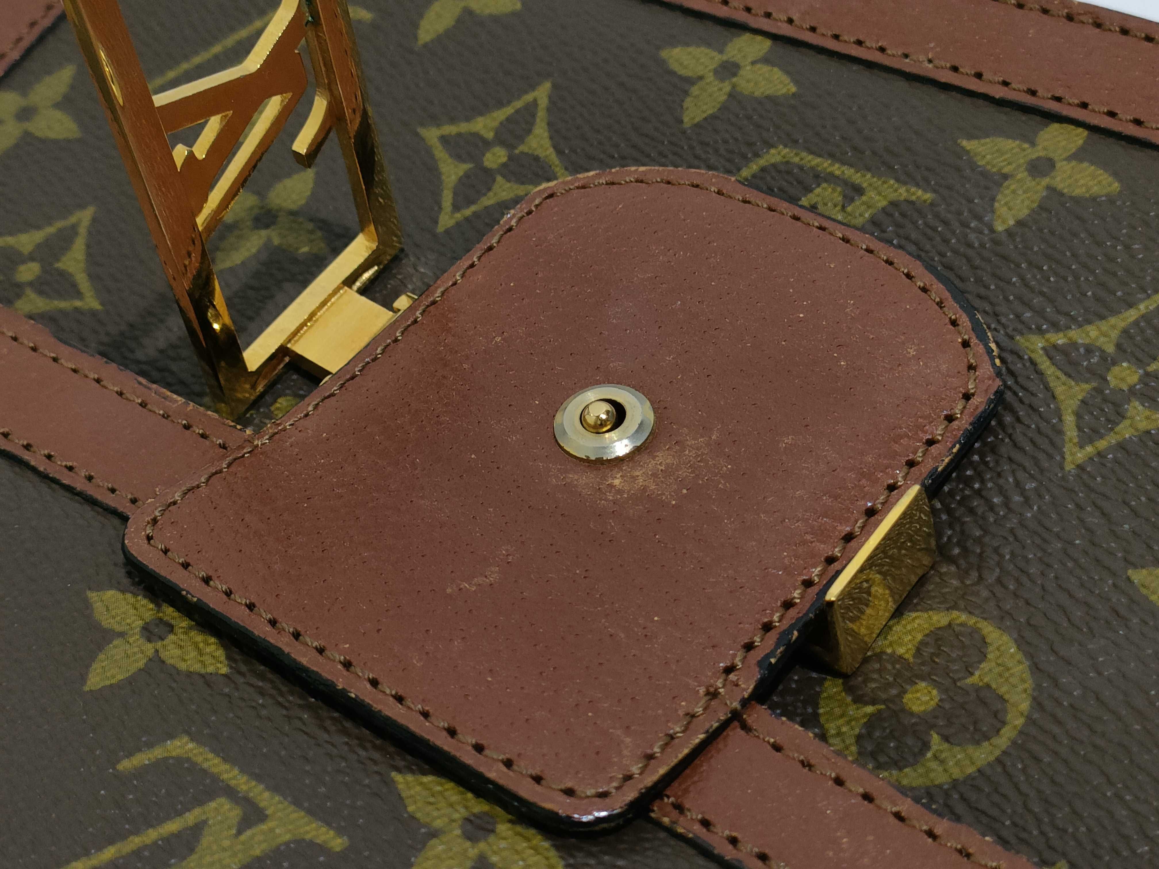 Monogram Sac Dauphine M51410 Shoulder Bag (Serial Number Unknown) — view 15