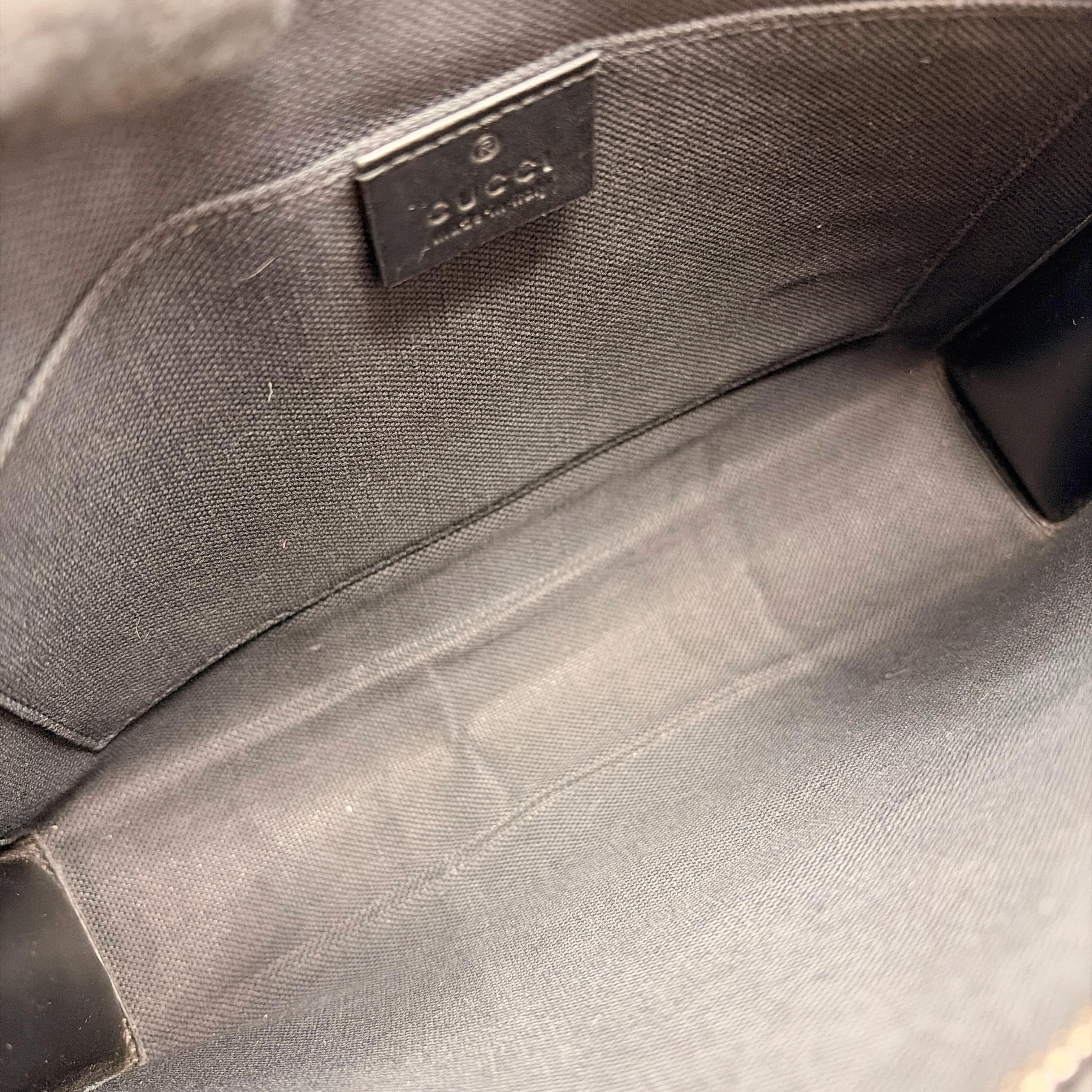 GG Supreme Webbing Line Clutch Bag — view 7