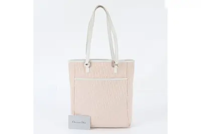Guaranteed Authentic Trotter Leather Tote Bag (Shoulder Bag)