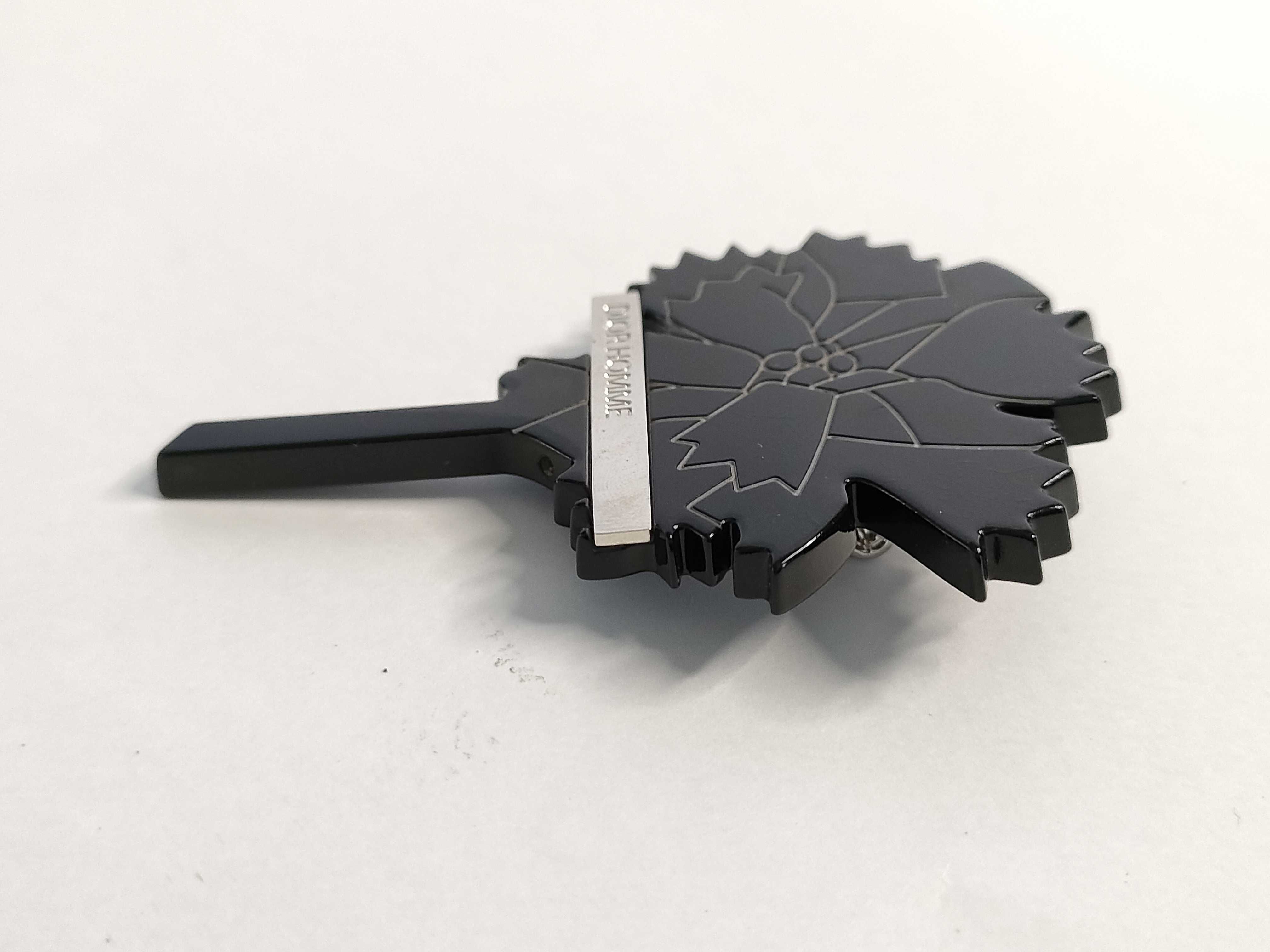 brooch with box — view 3