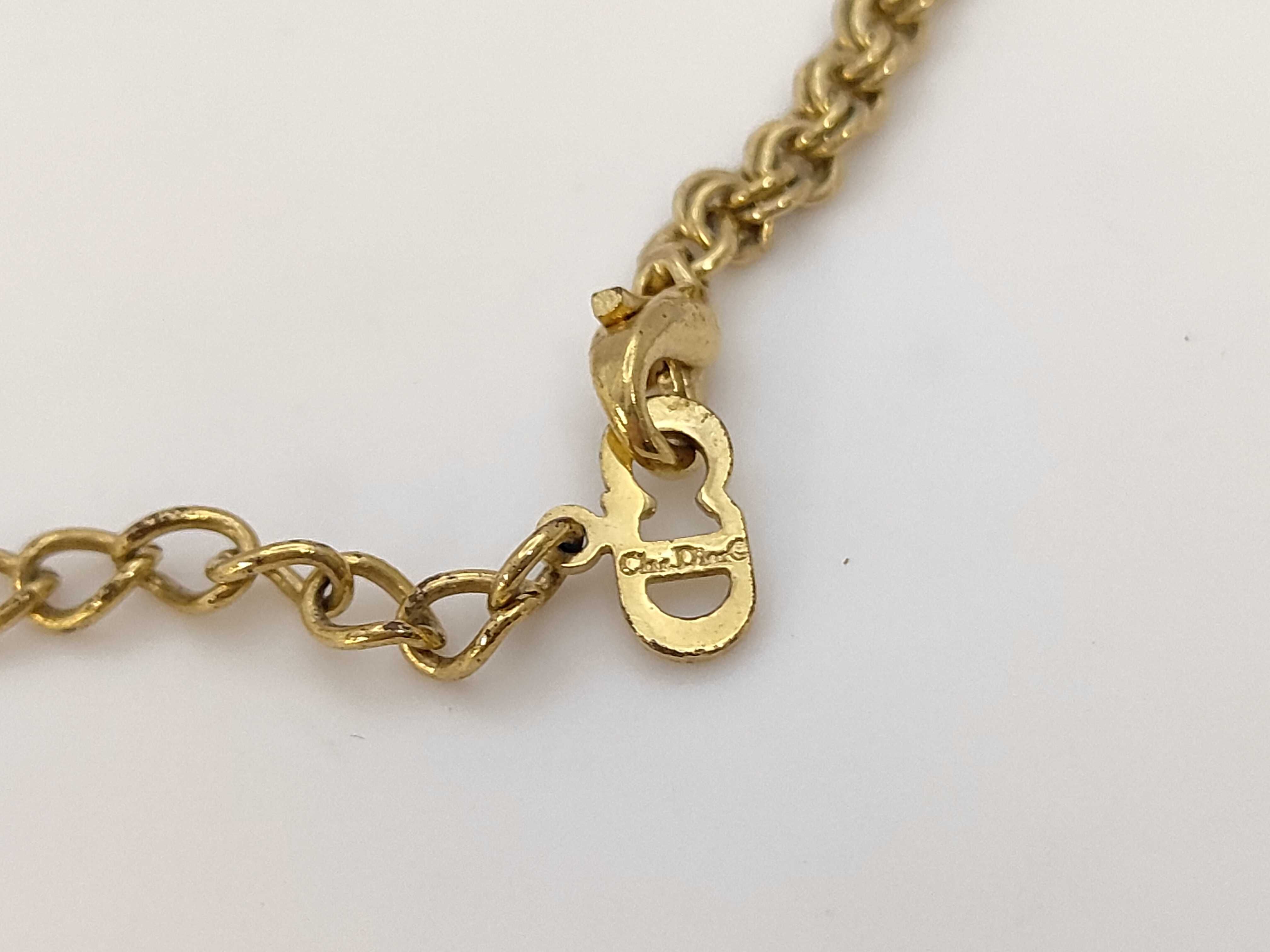 necklace — view 4