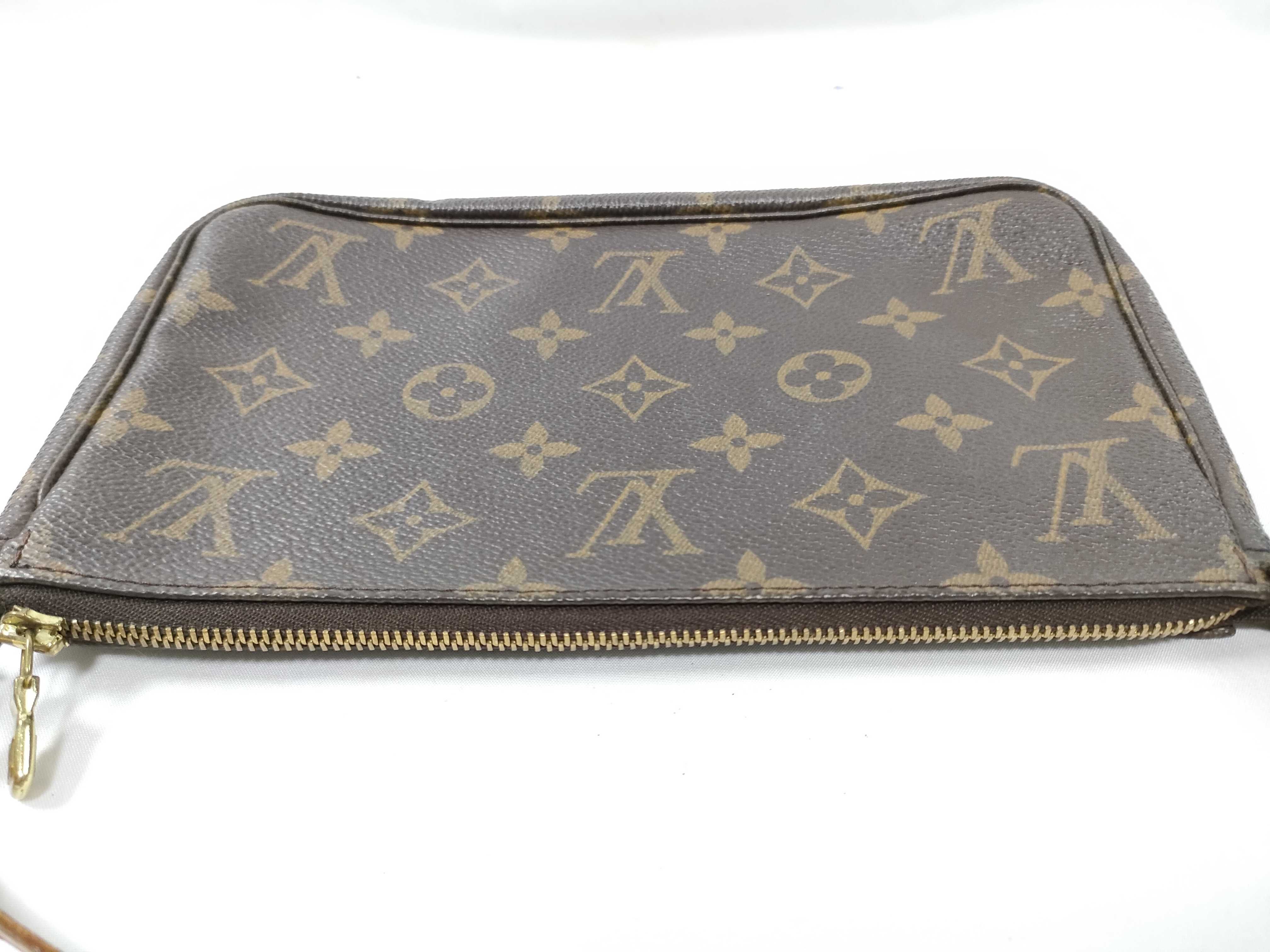Monogram Vuitton Accessoires M51980 VI0061 Pouch — view 8