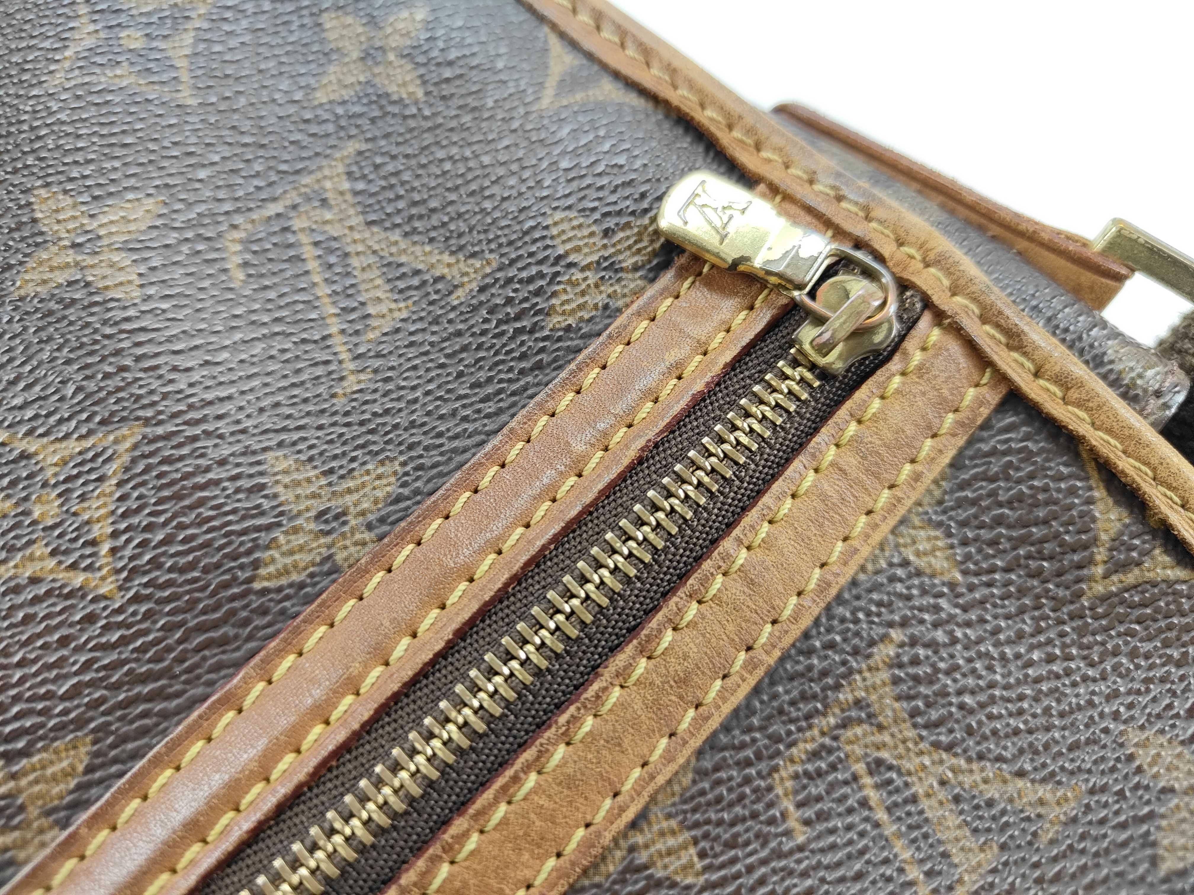 Monogram LV Monogram Flap Shoulder Bag — view 15