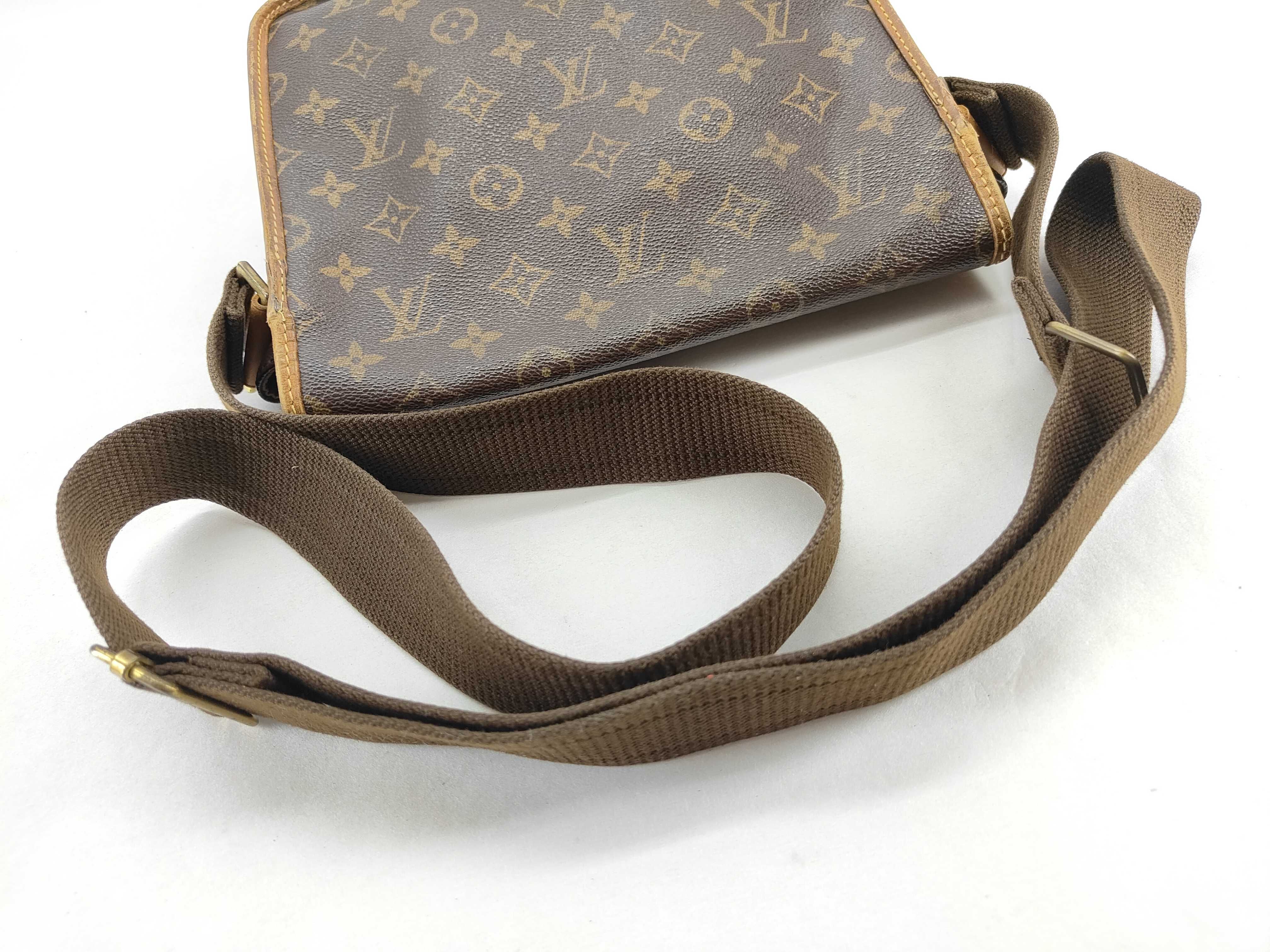 Monogram LV Monogram Flap Shoulder Bag — view 3