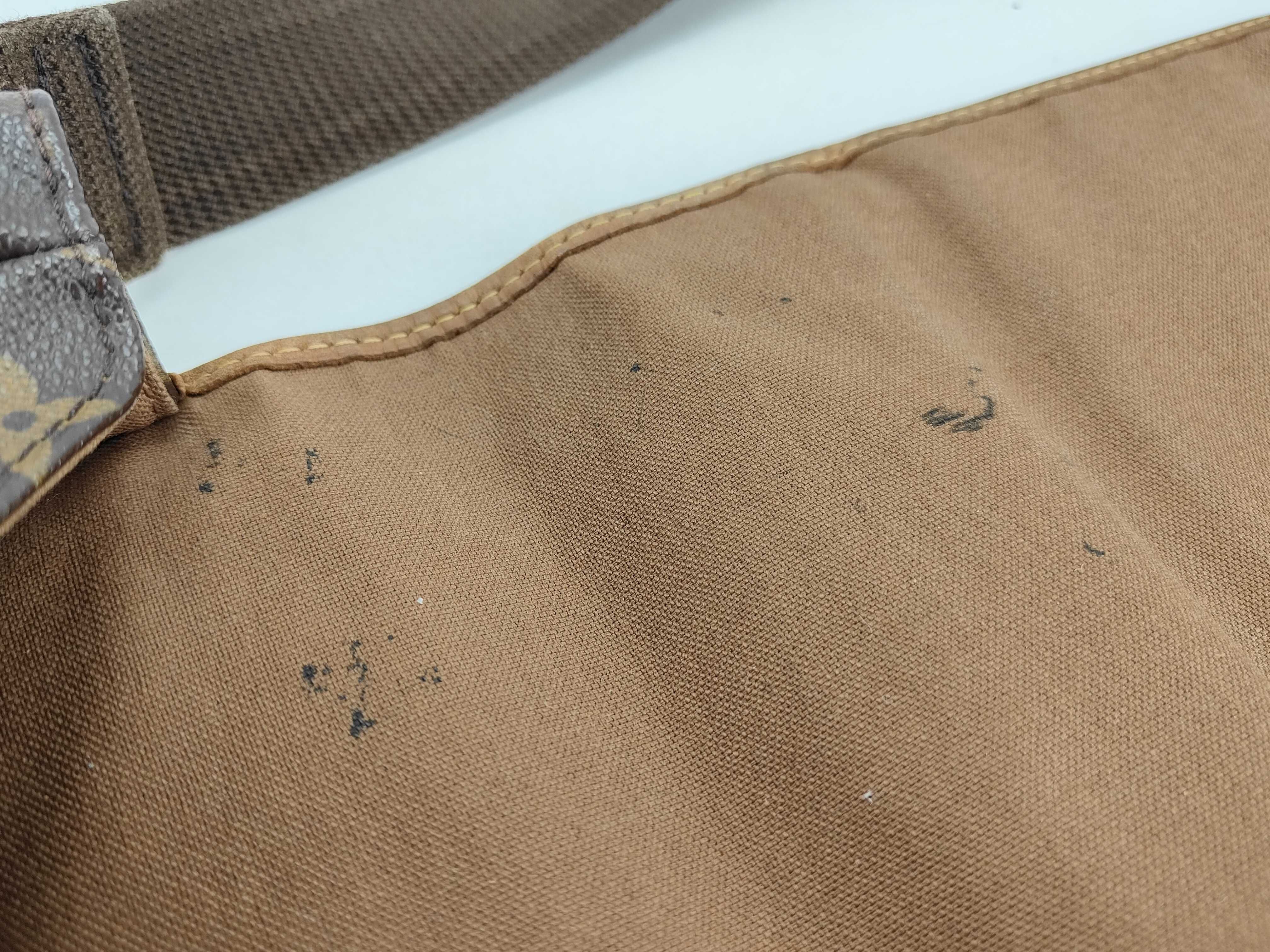Monogram LV Monogram Flap Shoulder Bag — view 10