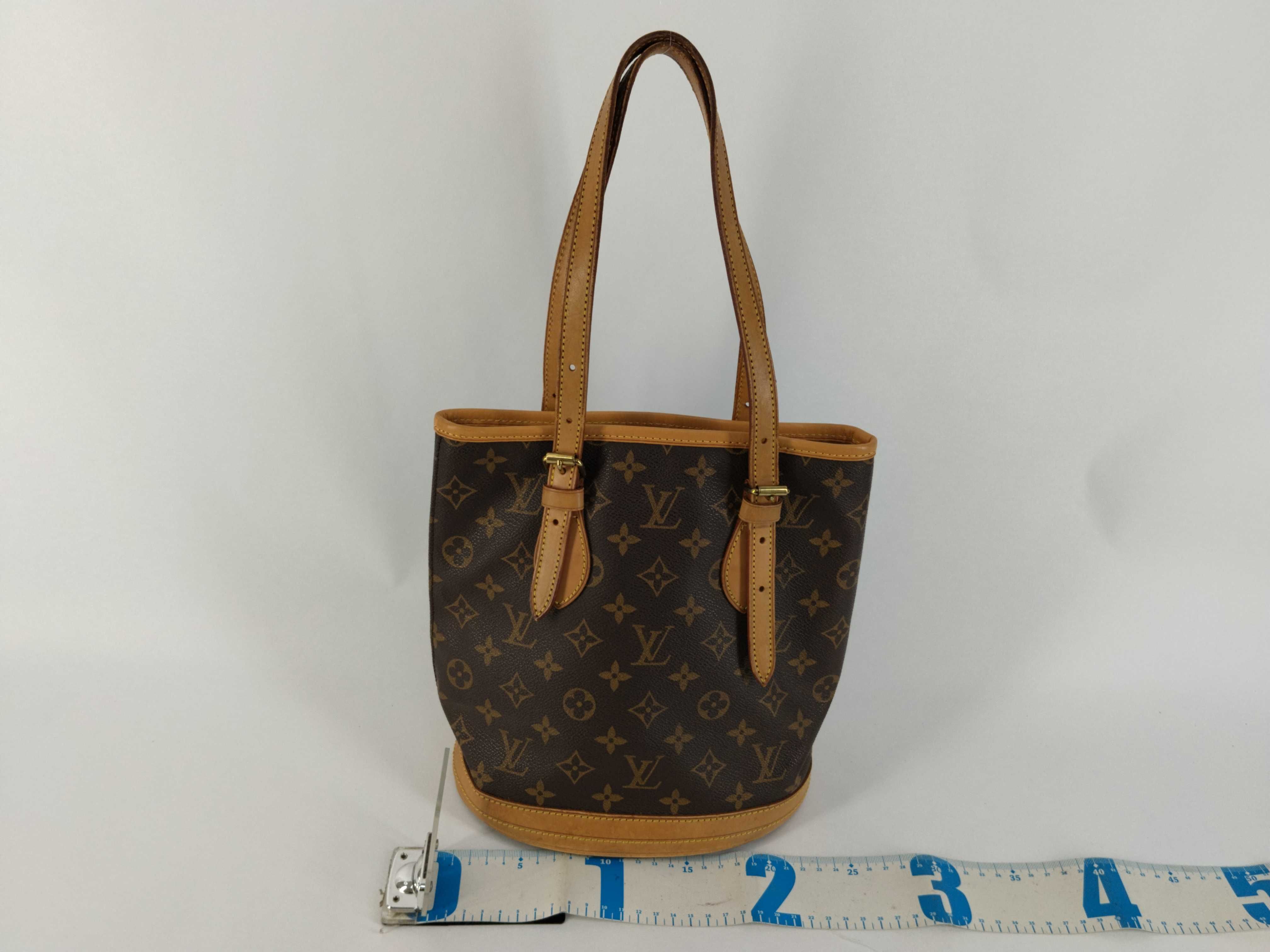 Monogram Bag Petite Bucket No Pouch Cracks on Handles Tote Bag — view 2