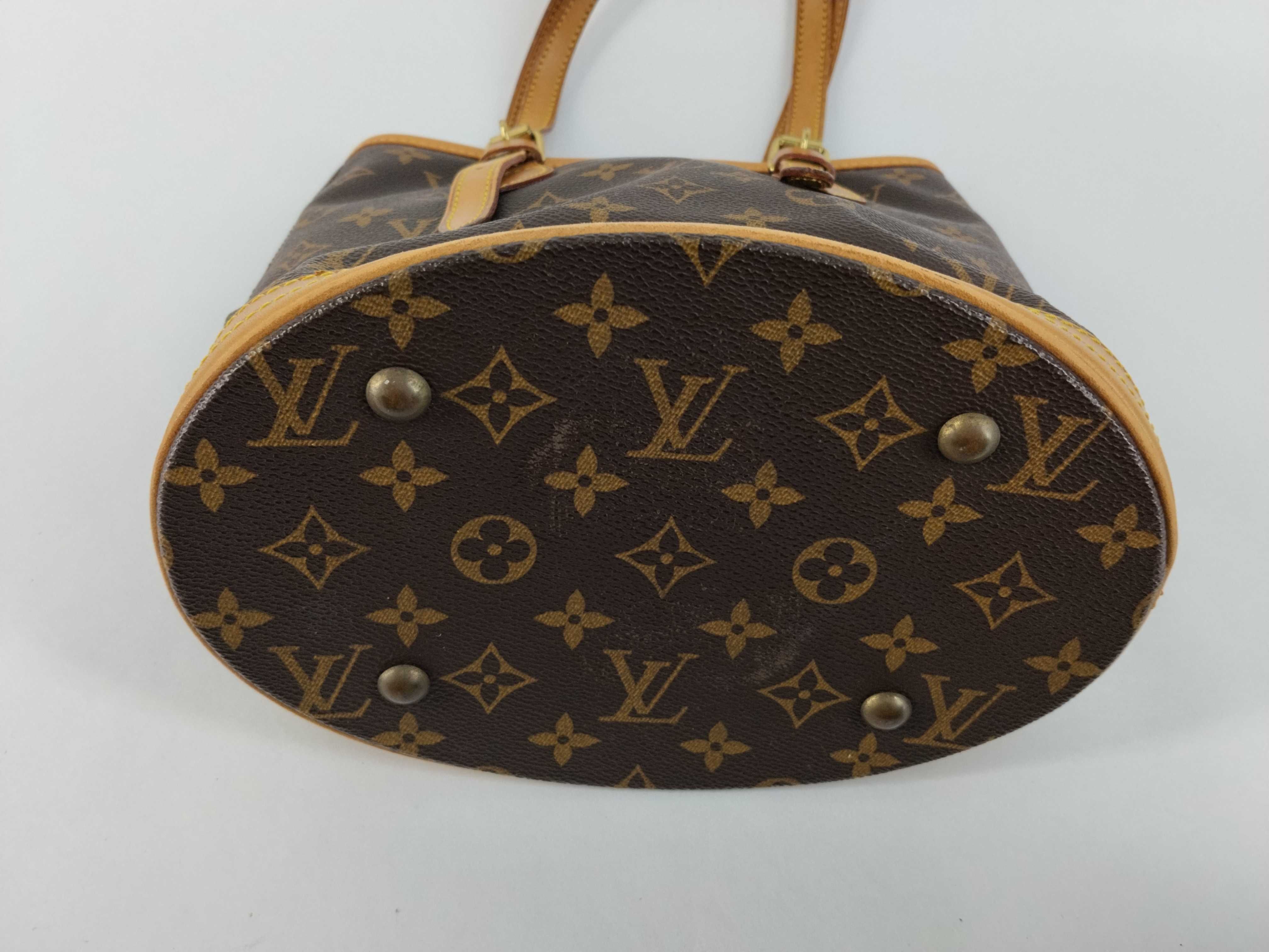 Monogram Bag Petite Bucket No Pouch Cracks on Handles Tote Bag — view 7