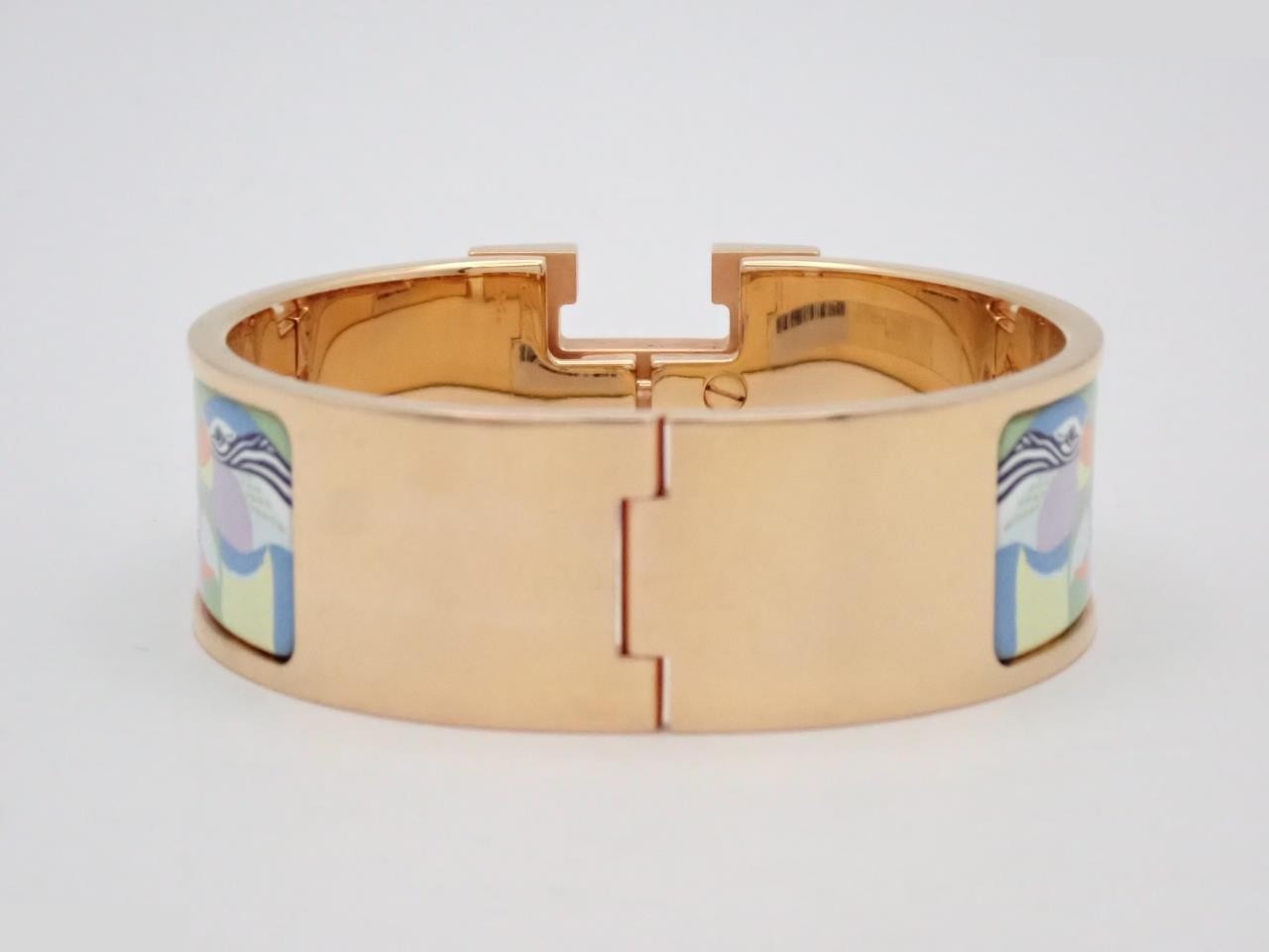Bracelet 《Click H》 — view 2