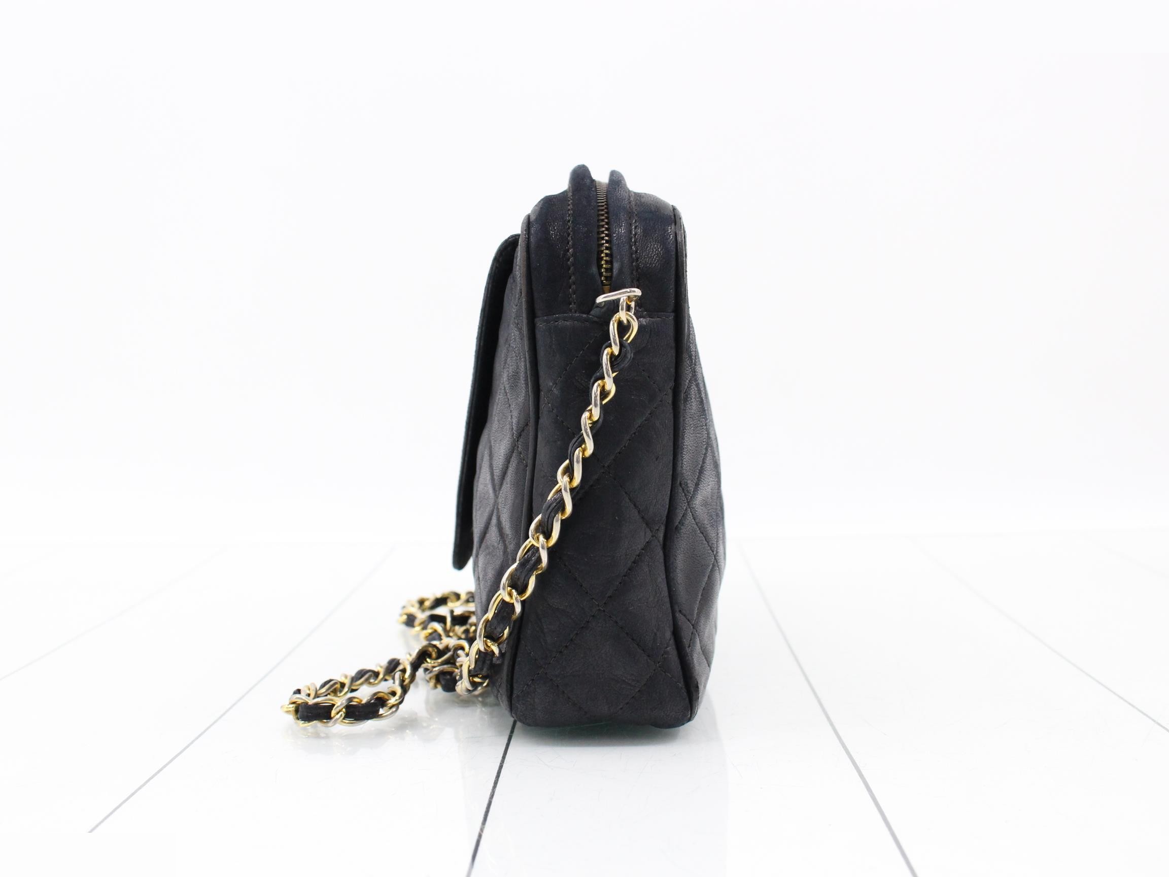 Matelassé lambskin black fringe chain shoulder bag with gold hardware, protective seal included. — view 3