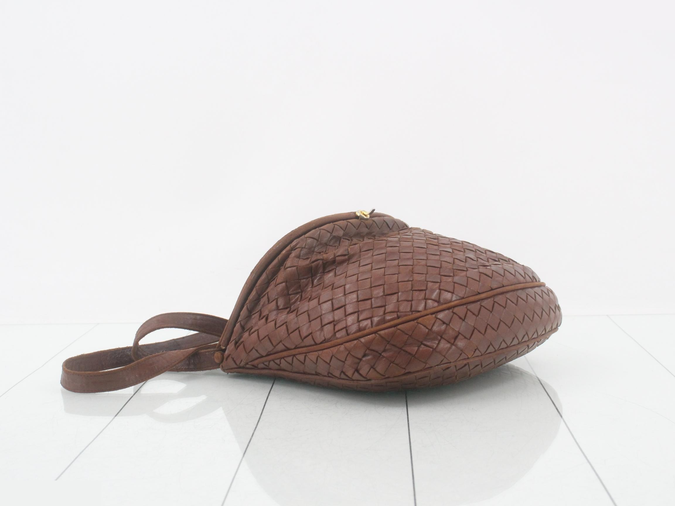 Intrecciato Shoulder Bag (Vintage) — view 5
