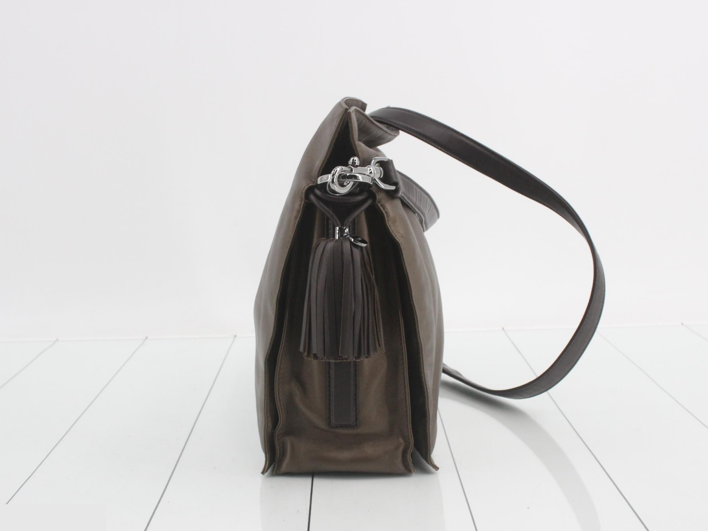 Flamenco shoulder bag, leather, bronze — view 4