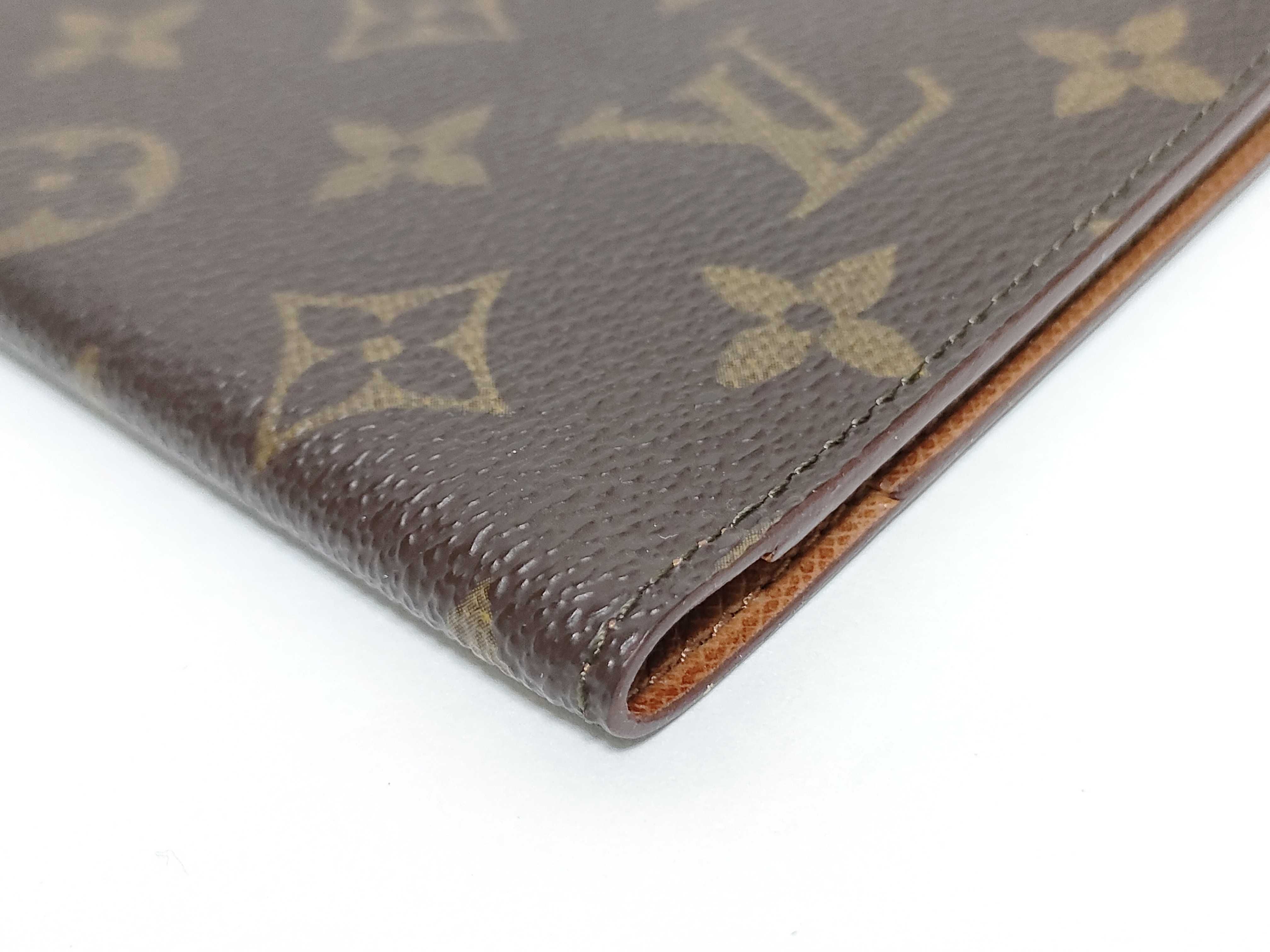 Monogram Louis Vuitton M60179 Monogram Passport Case 10 Card Case — view 4