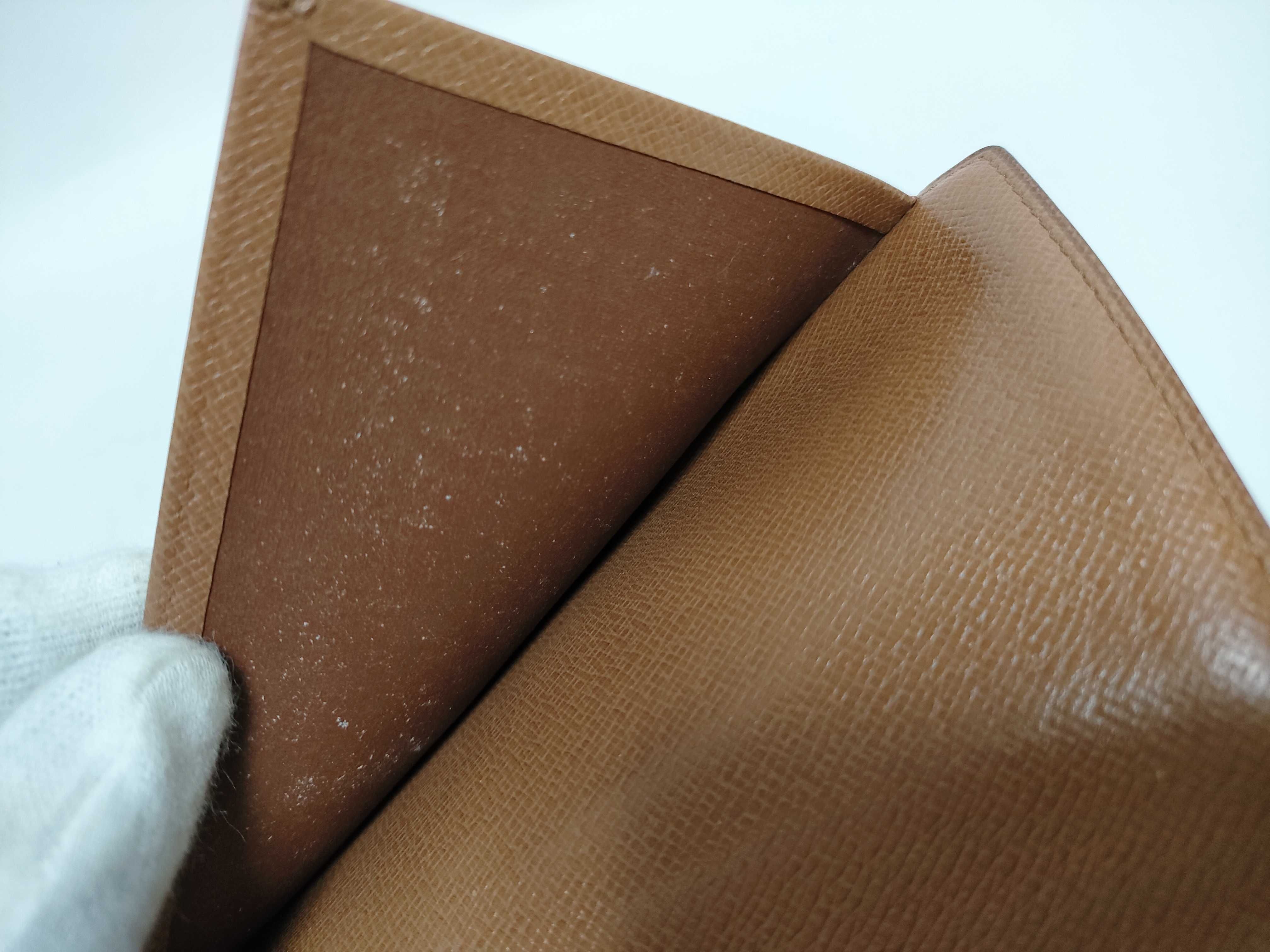 Monogram Louis Vuitton M60179 Monogram Passport Case 10 Card Case — view 8