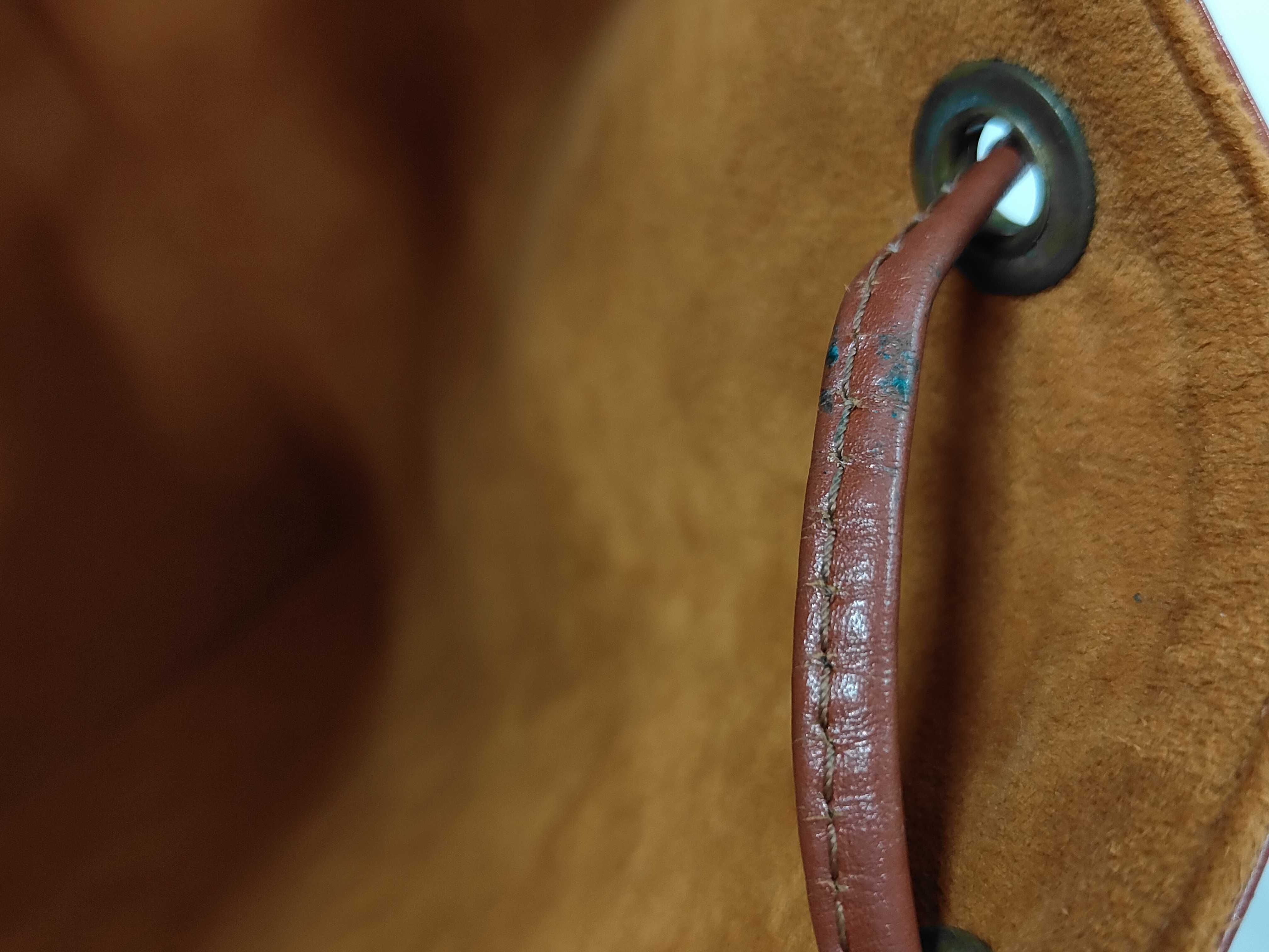 M44103 Epi Petit Noé Kenya Brown Shoulder Bag — view 9
