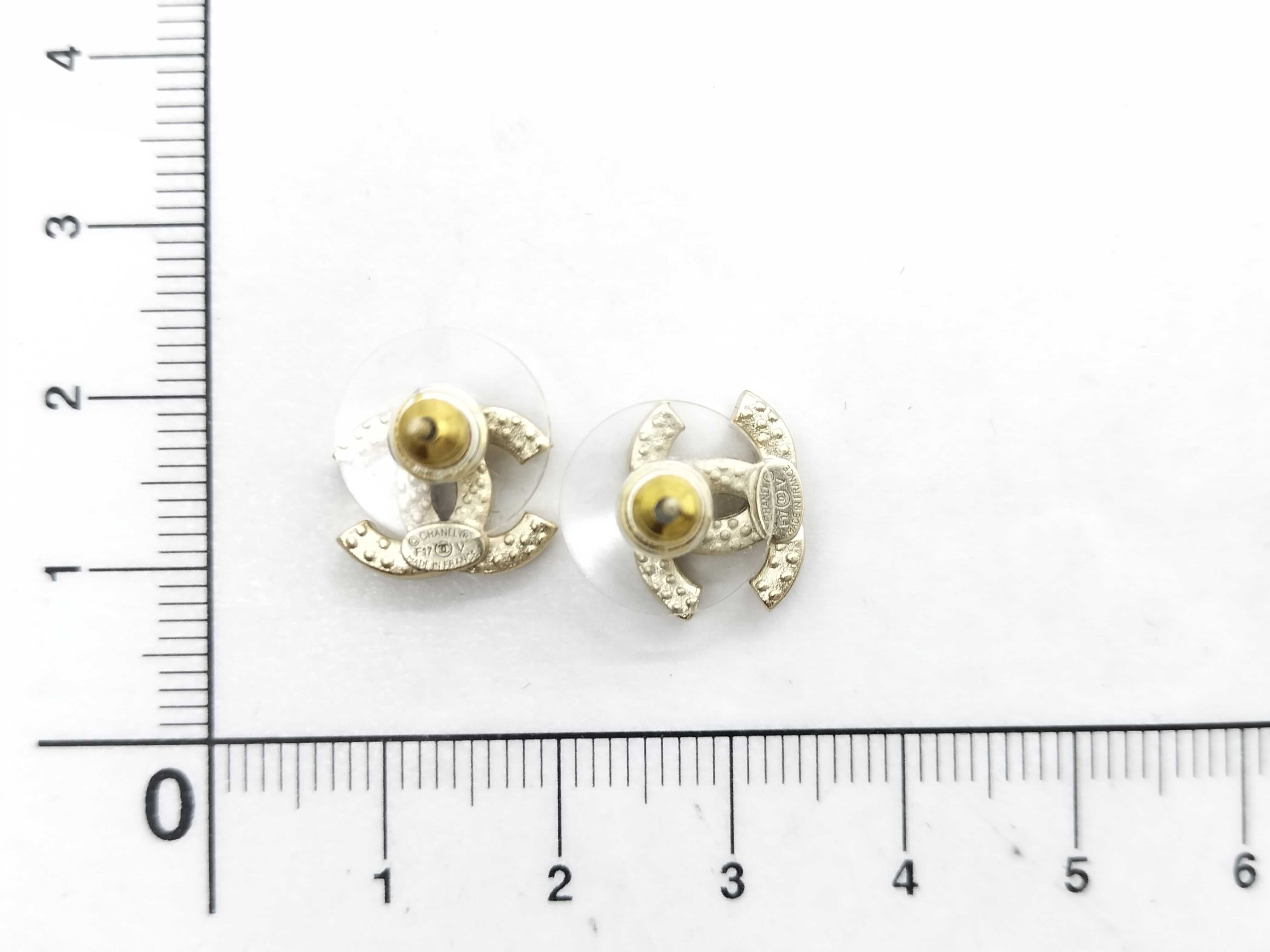 Earrings F17V Earrings — view 8