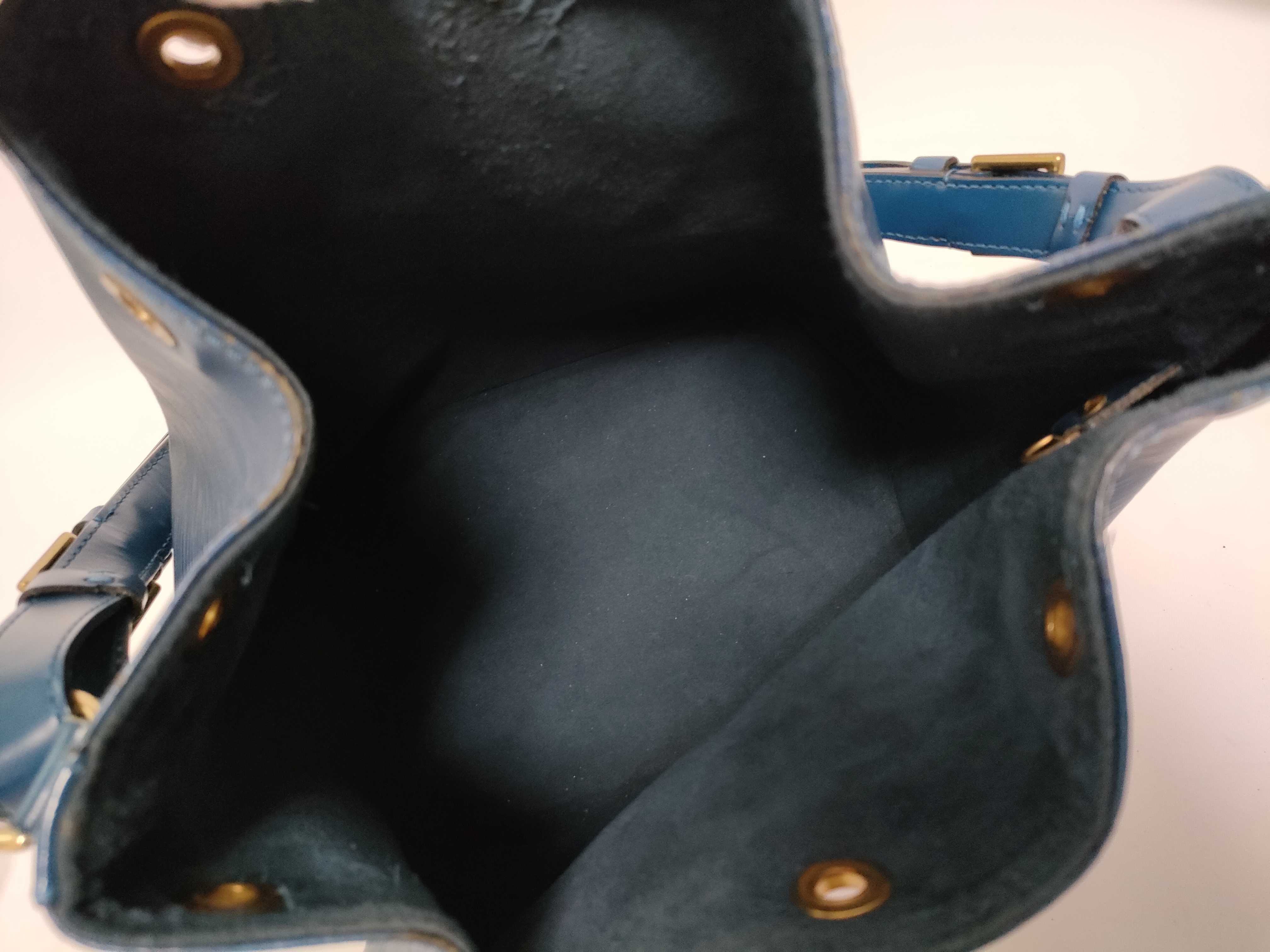 Epi Leather Petit Noé M44105 Handbag — view 9