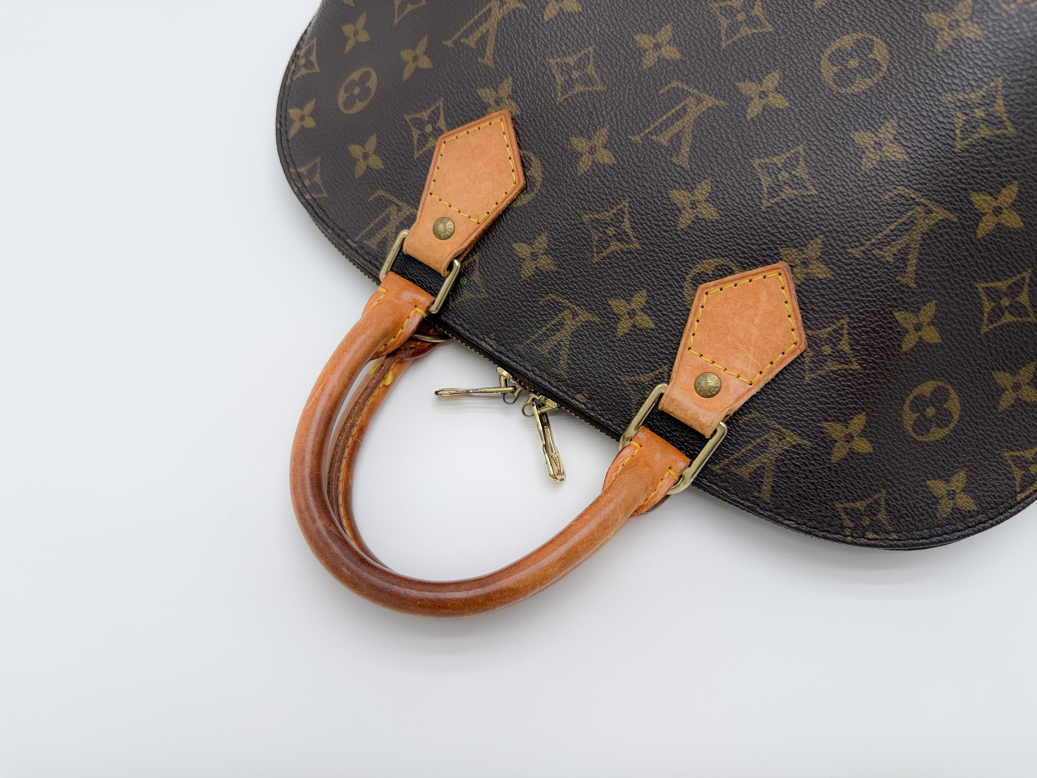 Monogram M51130 Alma PM VI0977 Handbag — view 3