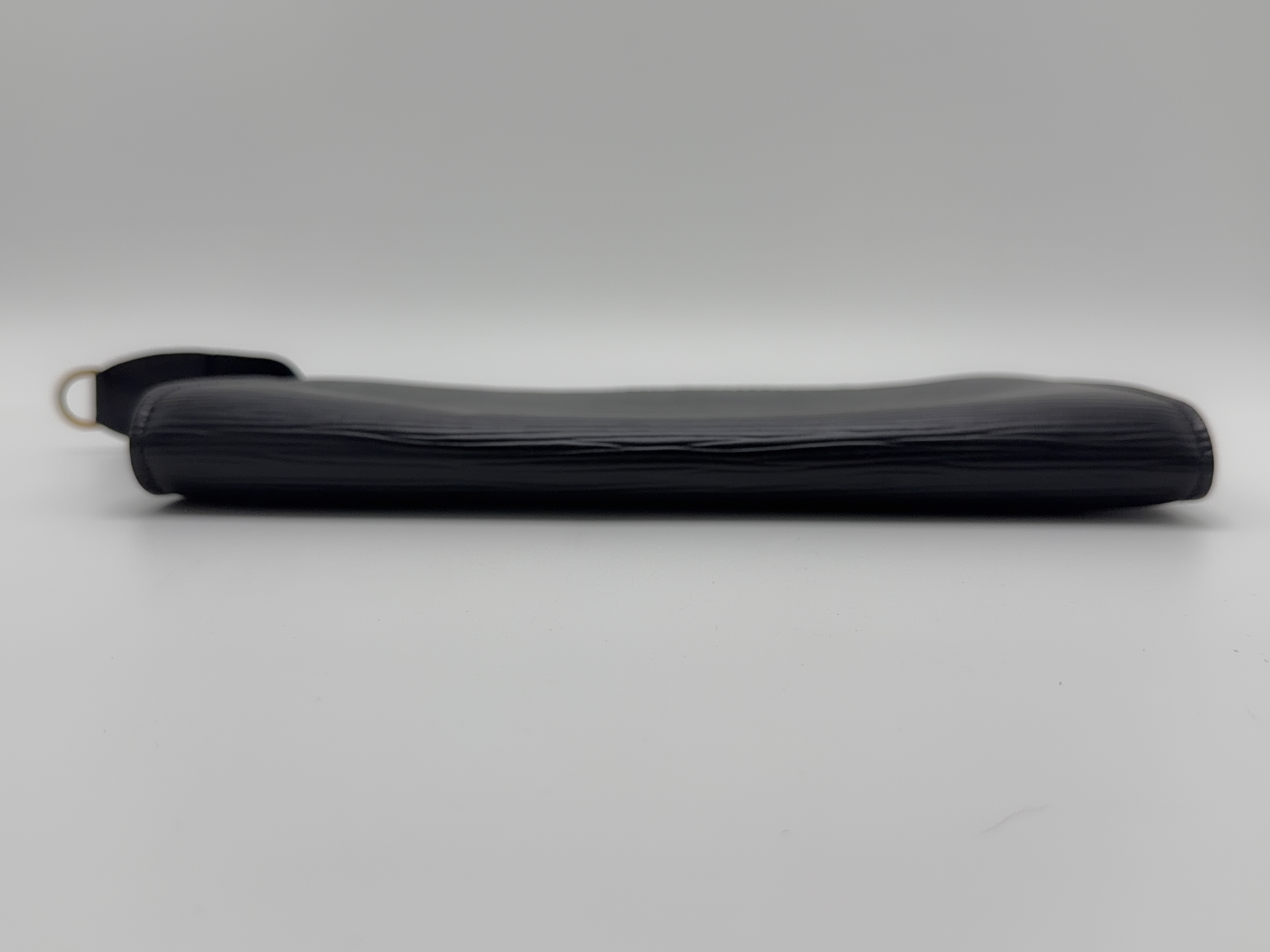 Epi M52942 Pochette Accessoires Noir AR1917 Pouch — view 7