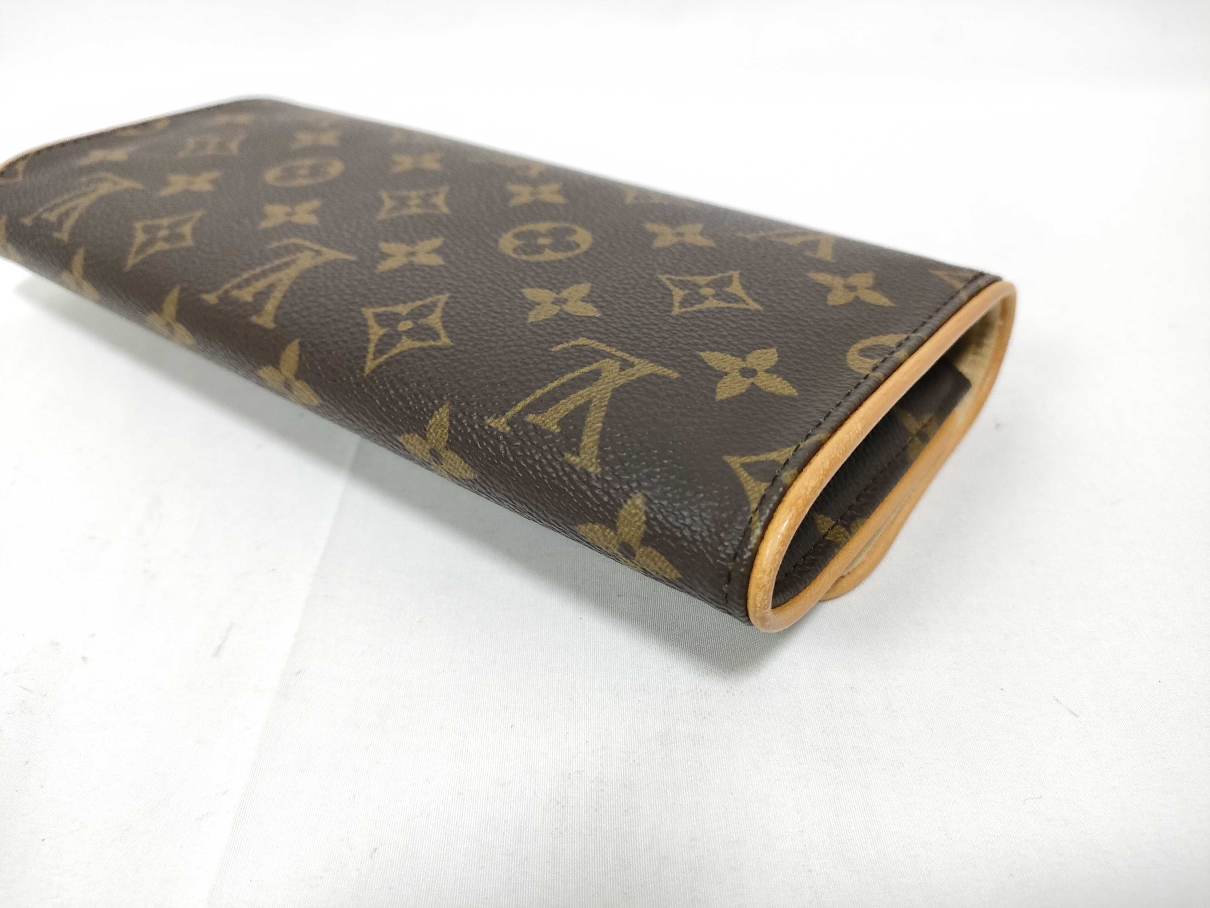 Monogram Pochette Twin GM CA0070 Shoulder Bag — view 4