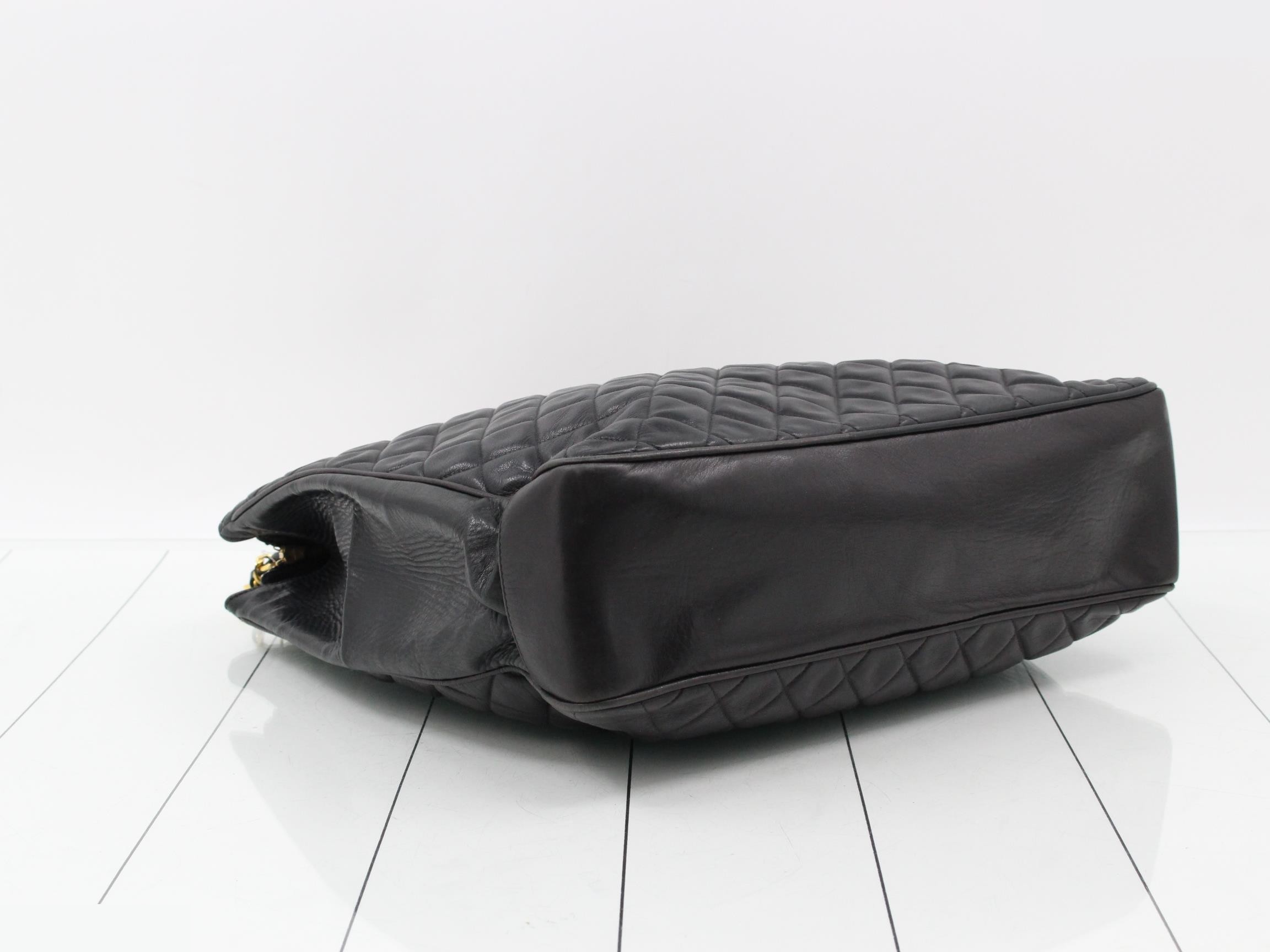 Matelassé Lambskin Chain Tote — view 5