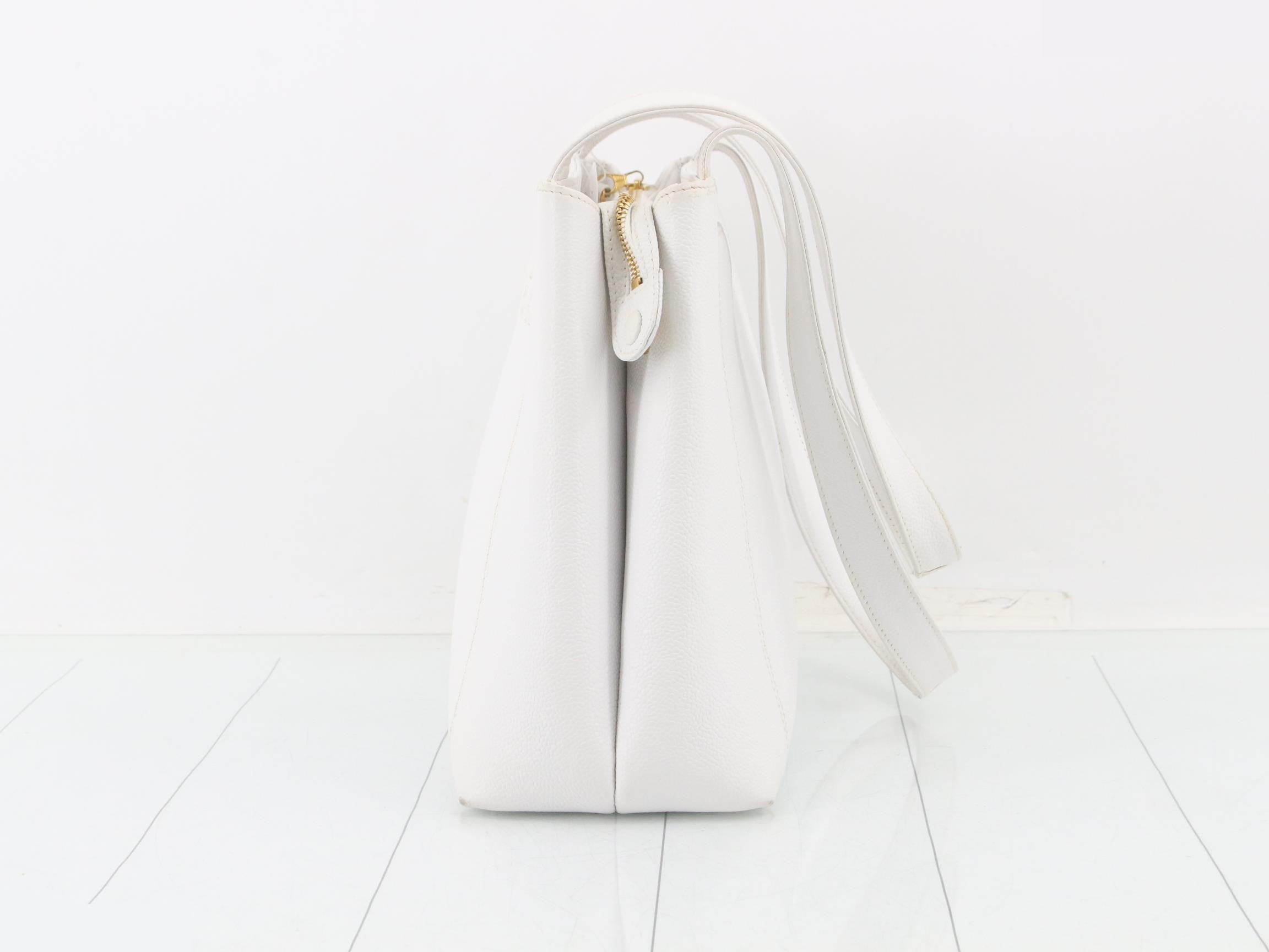 Caviar leather tote bag with brand logo, white. — view 3